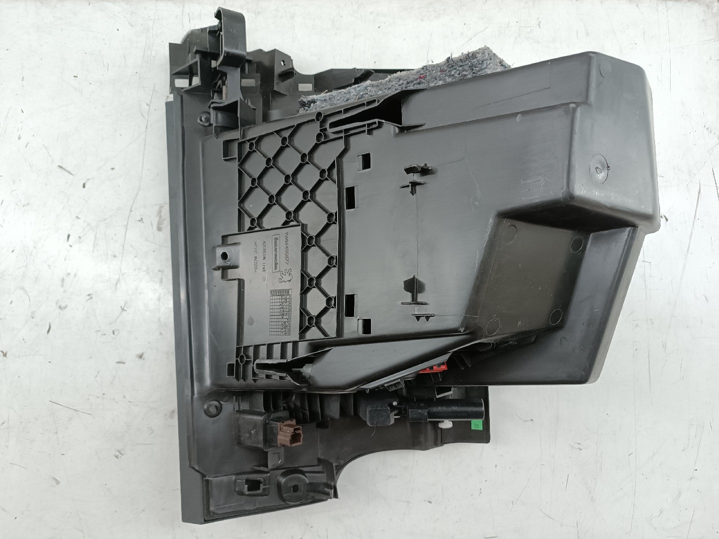 Porta luvas PEUGEOT 508 SW I (8E_) | 10 - 18