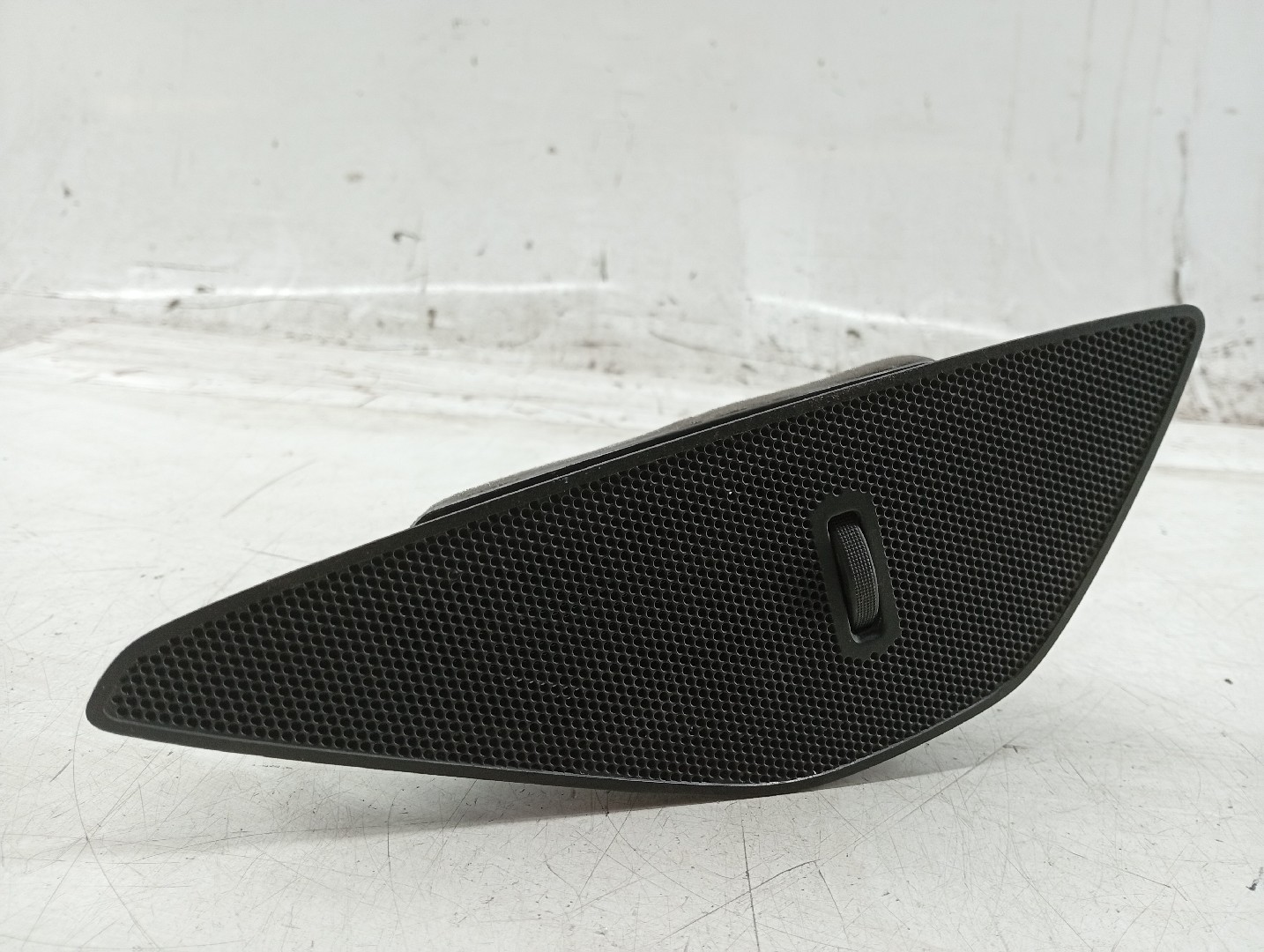 Difusor de ar esquerdo OPEL CROSSLAND X (P17) | 17 -  Imagem-3