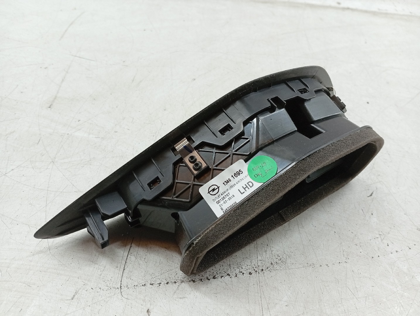 Difusor de ar esquerdo OPEL CROSSLAND X (P17) | 17 -  Imagem-1