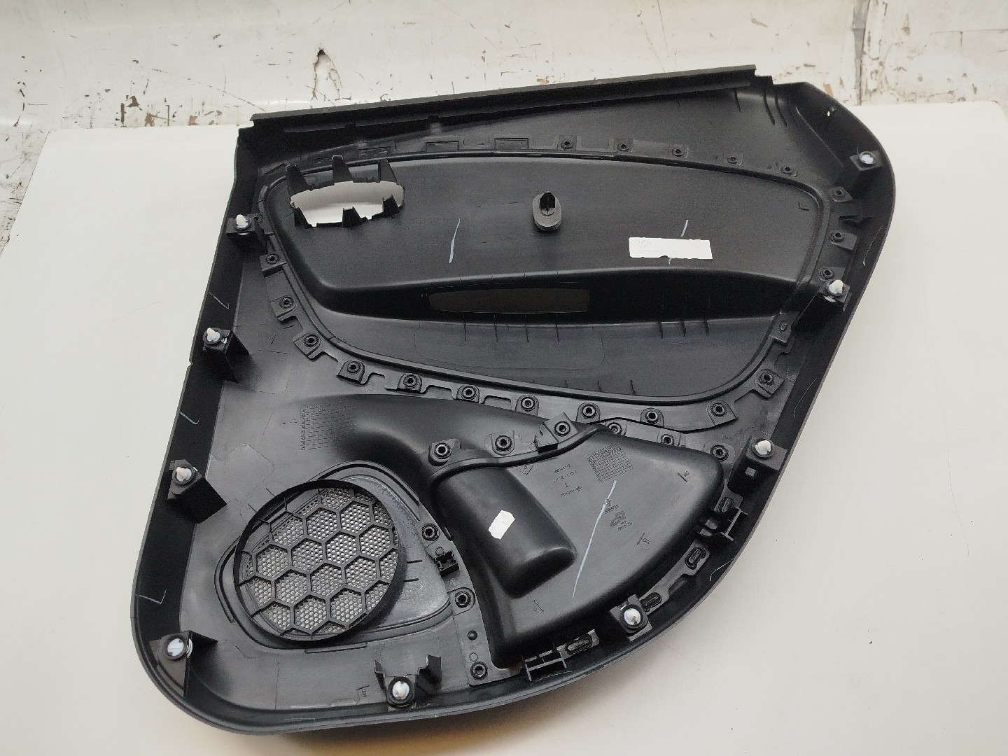 Quartela de porta trás esquerda RENAULT CAPTUR I (J5_, H5_) | 13 -  Imagem-4