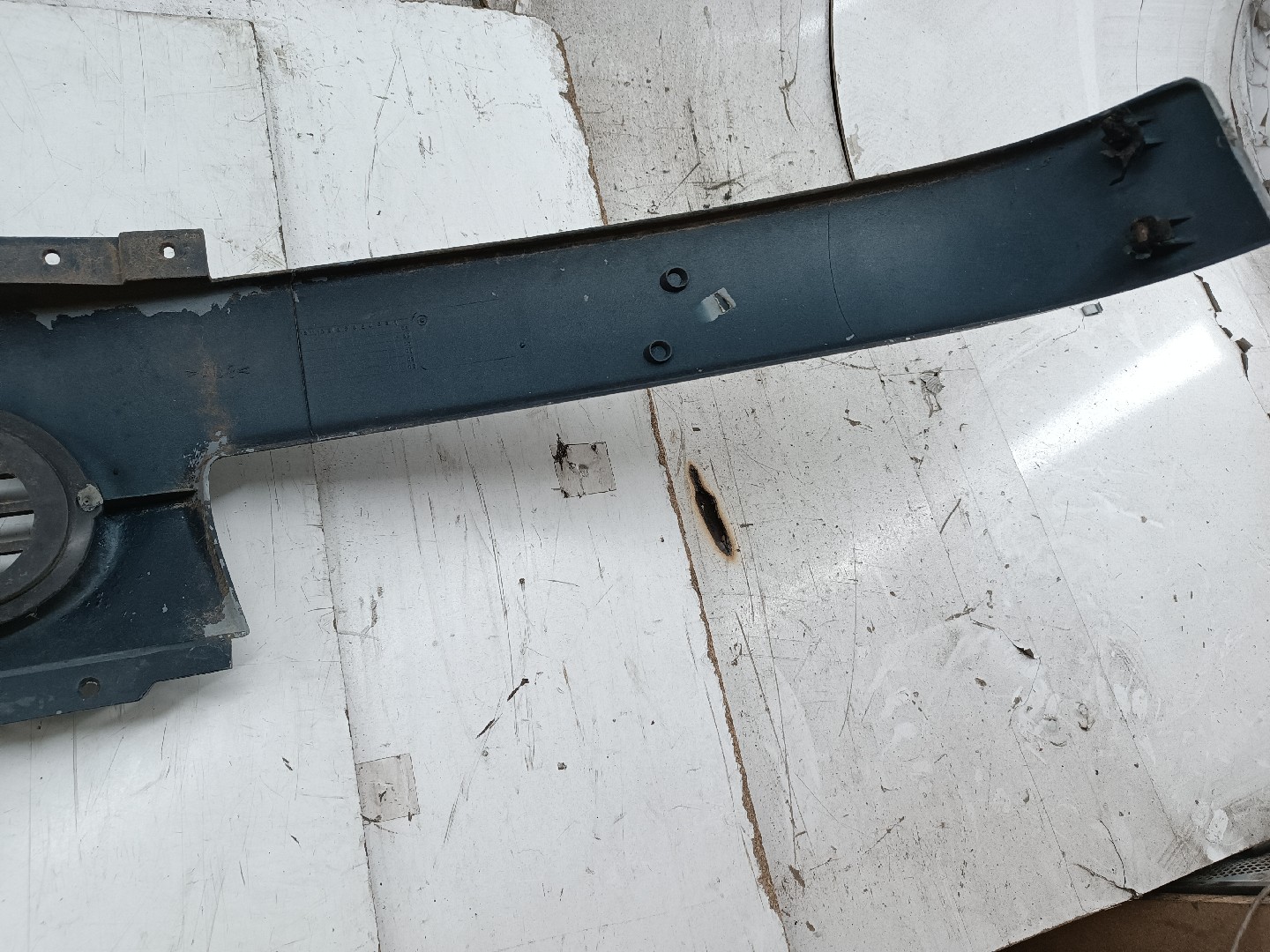 Grelha da Frente FORD TRANSIT Caixa (E_ _) | 94 - 00 Imagem-1