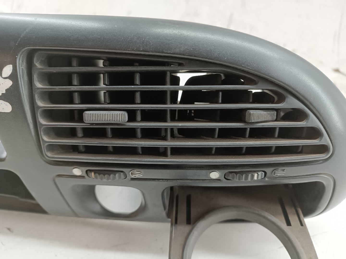 Difusor de ar FORD TRANSIT Caixa (E_ _) | 94 - 00 Imagem-4