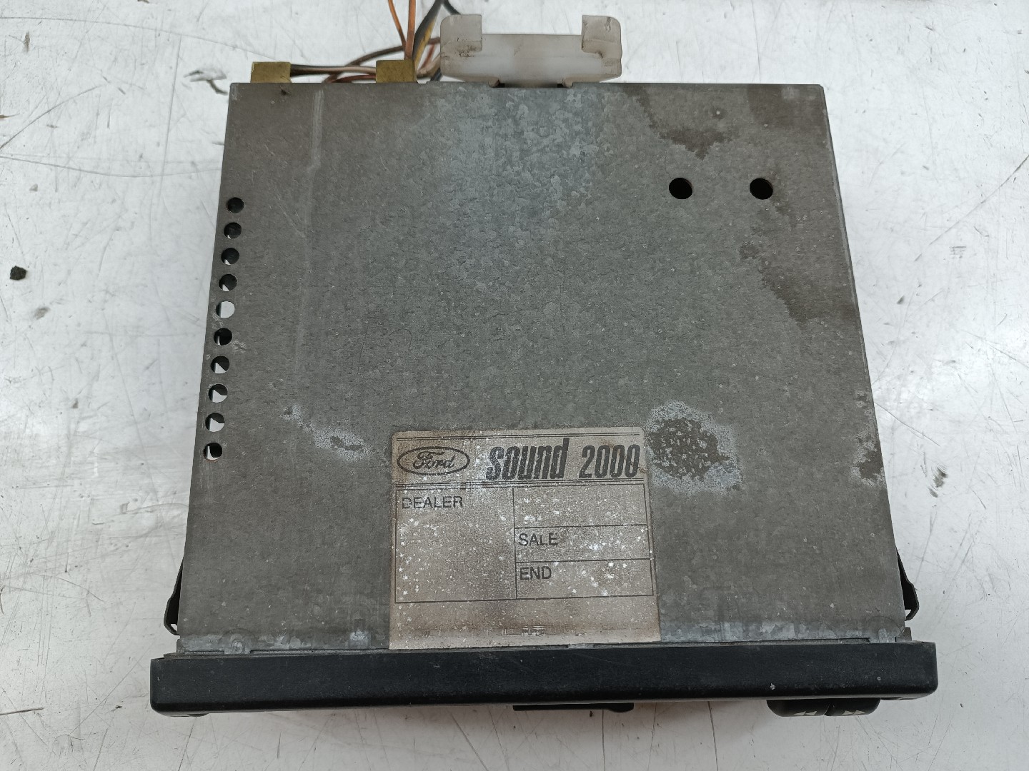 Auto-Rádio FORD TRANSIT Caixa (E_ _) | 94 - 00 Imagem-2