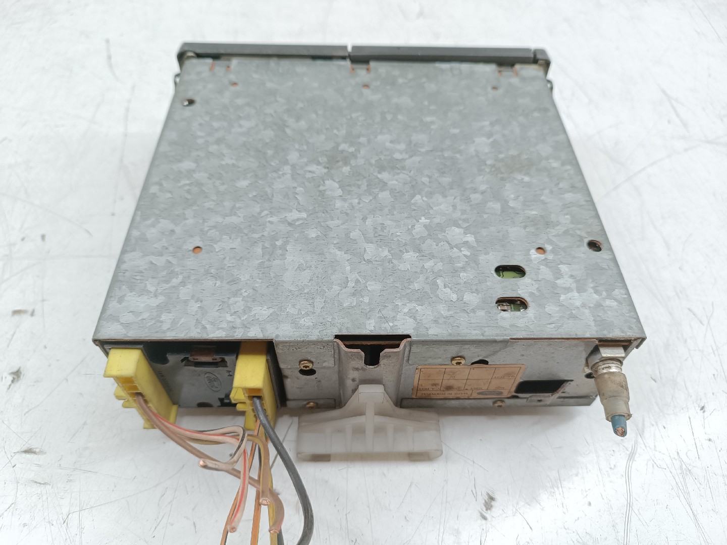 Auto-Rádio FORD TRANSIT Caixa (E_ _) | 94 - 00