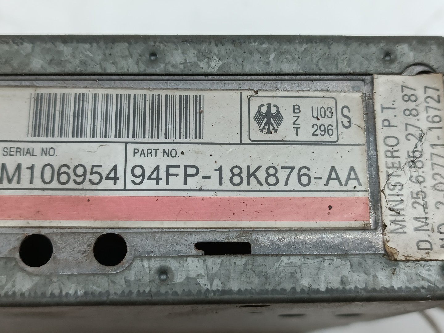 Auto-Rádio FORD TRANSIT Caixa (E_ _) | 94 - 00 Imagem-1