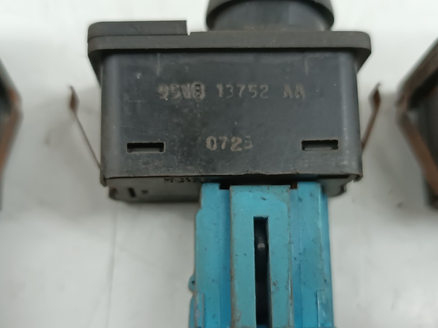 Comutador FORD TRANSIT Caixa (E_ _) | 94 - 00 Imagem-2