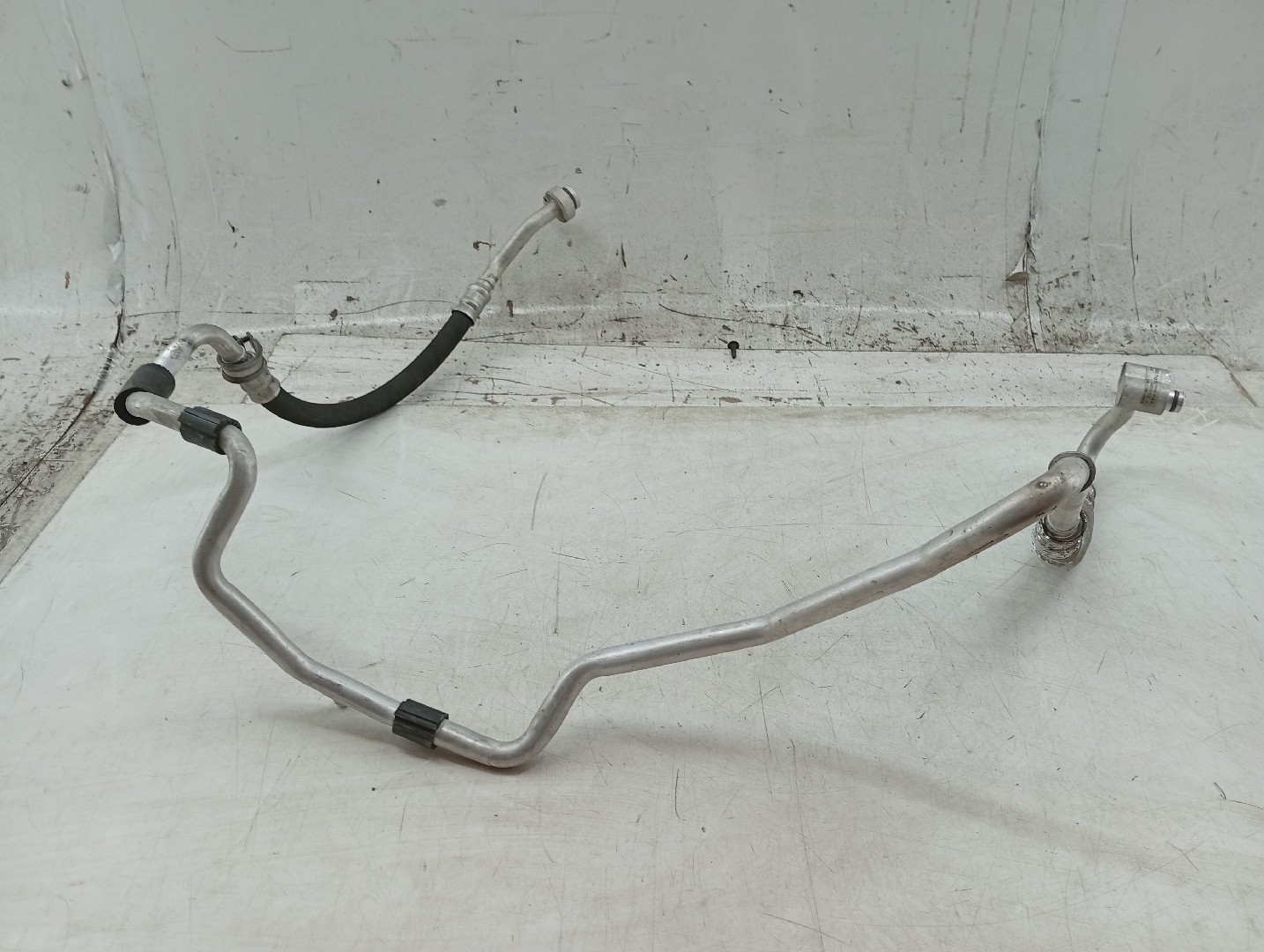 Tubo de Ar condicionado VOLKSWAGEN EOS (1F7, 1F8) | 06 - 15 Imagem-2