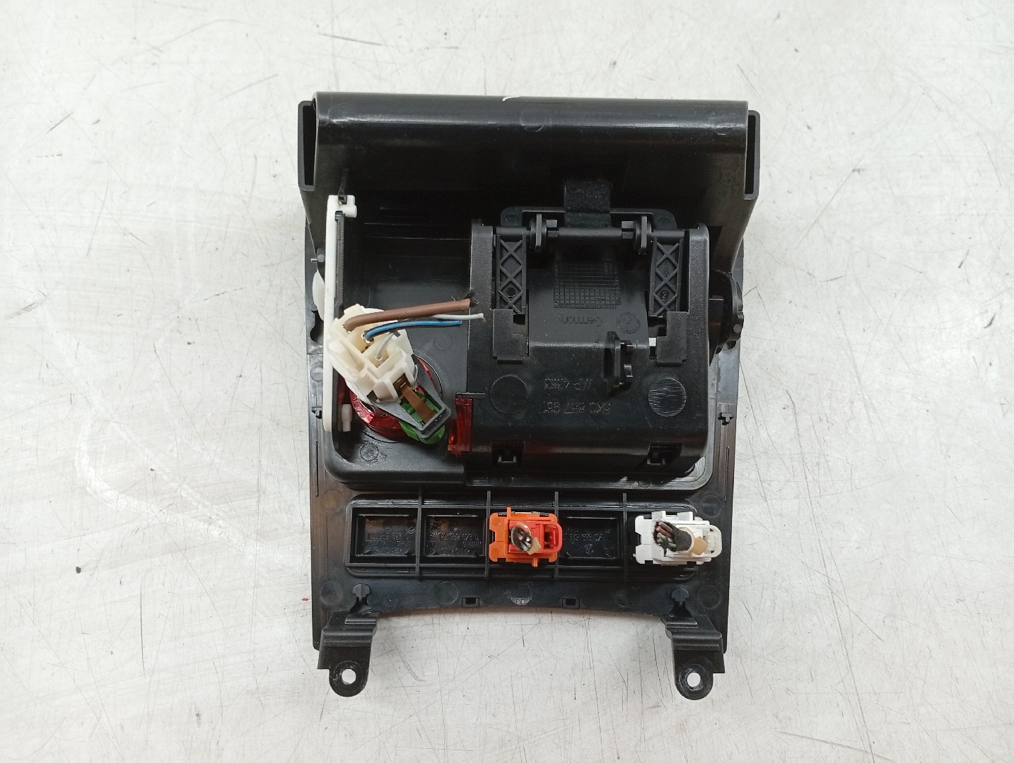 Cinzeiro VOLKSWAGEN EOS (1F7, 1F8) | 06 - 15 Imagem-2