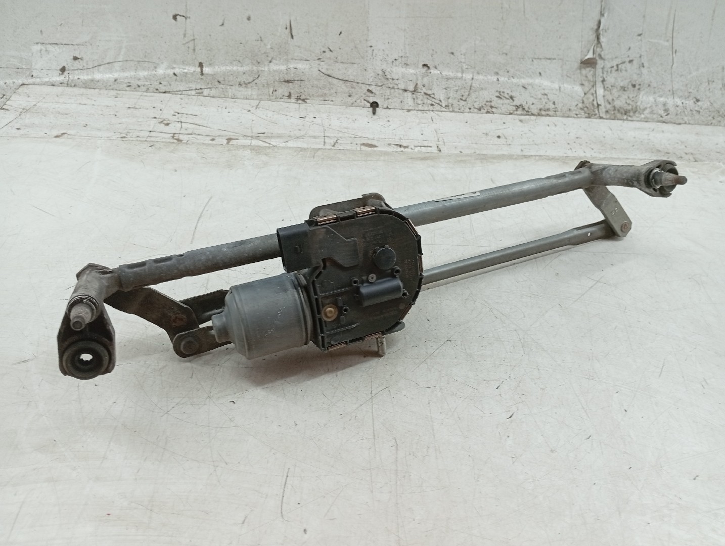 Motor do Limpa Para-Brisas VOLKSWAGEN EOS (1F7, 1F8) | 06 - 15 Imagem-1