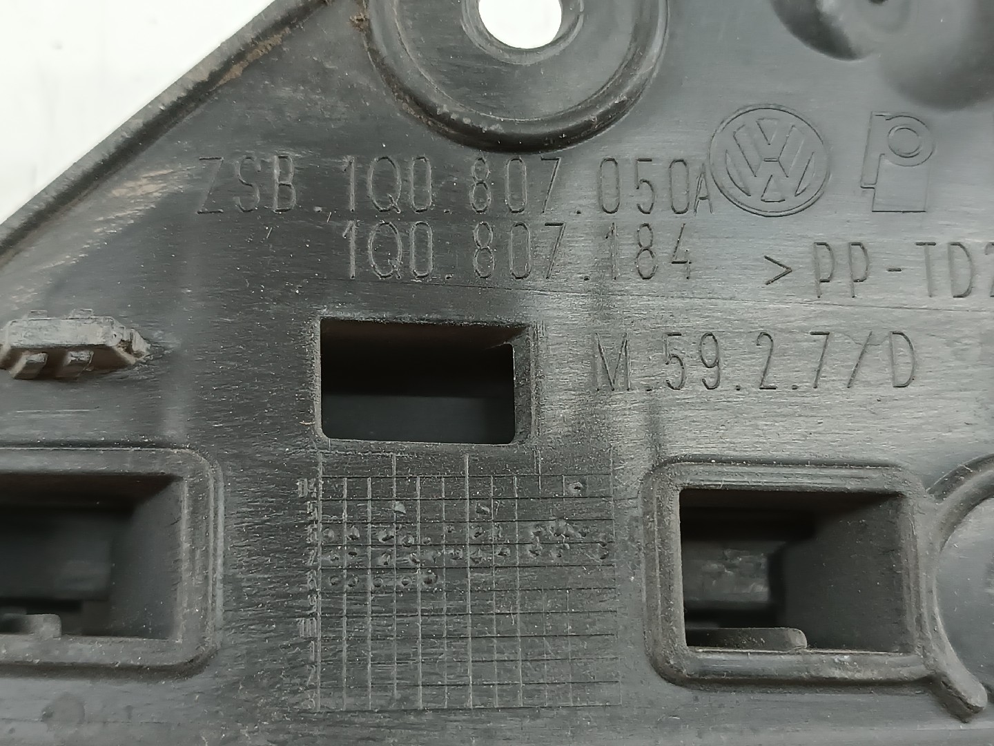 Suporte de montagem de para-choques VOLKSWAGEN EOS (1F7, 1F8) | 06 - 15 Imagem-1