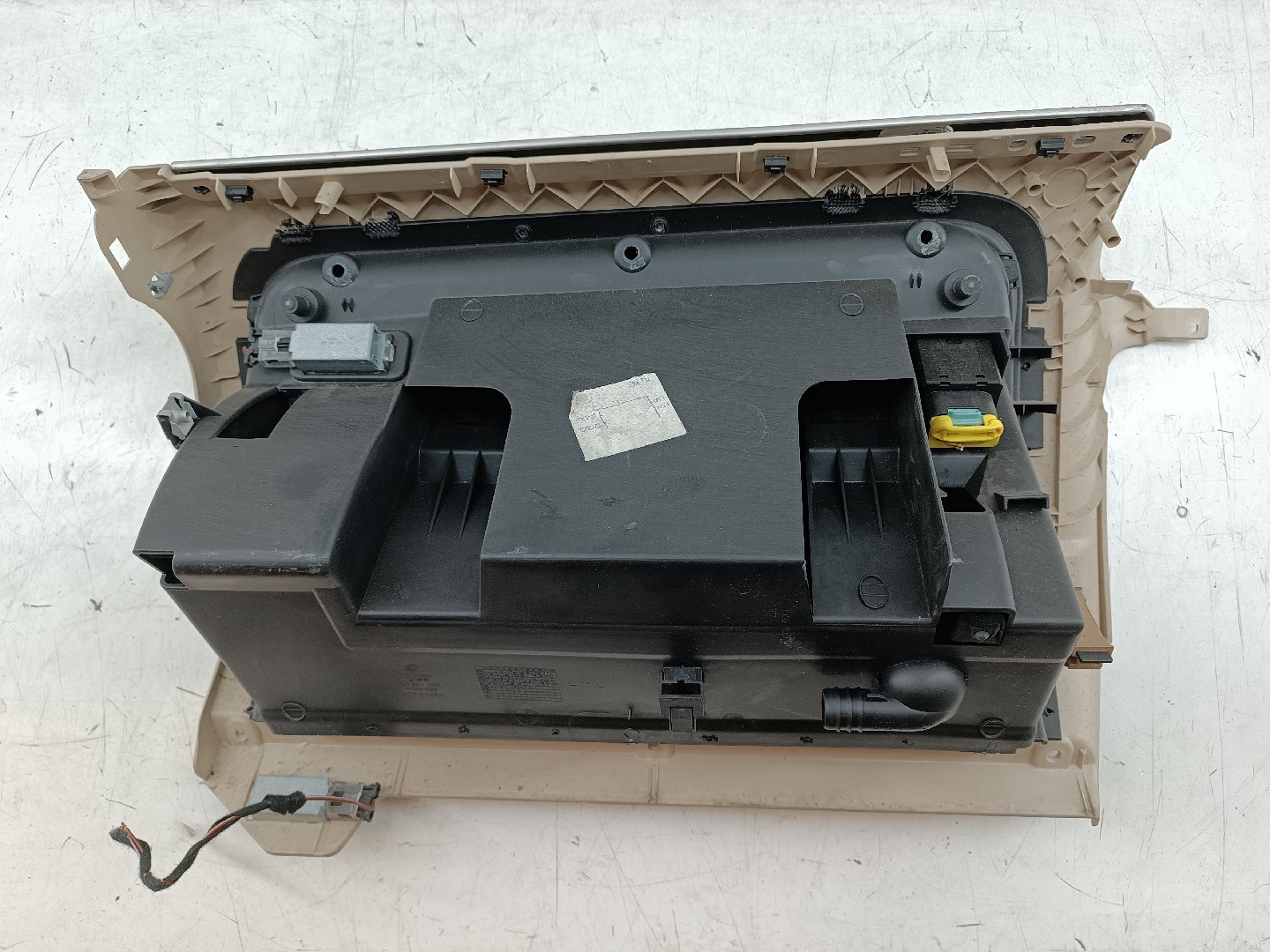 Porta luvas VOLKSWAGEN EOS (1F7, 1F8) | 06 - 15