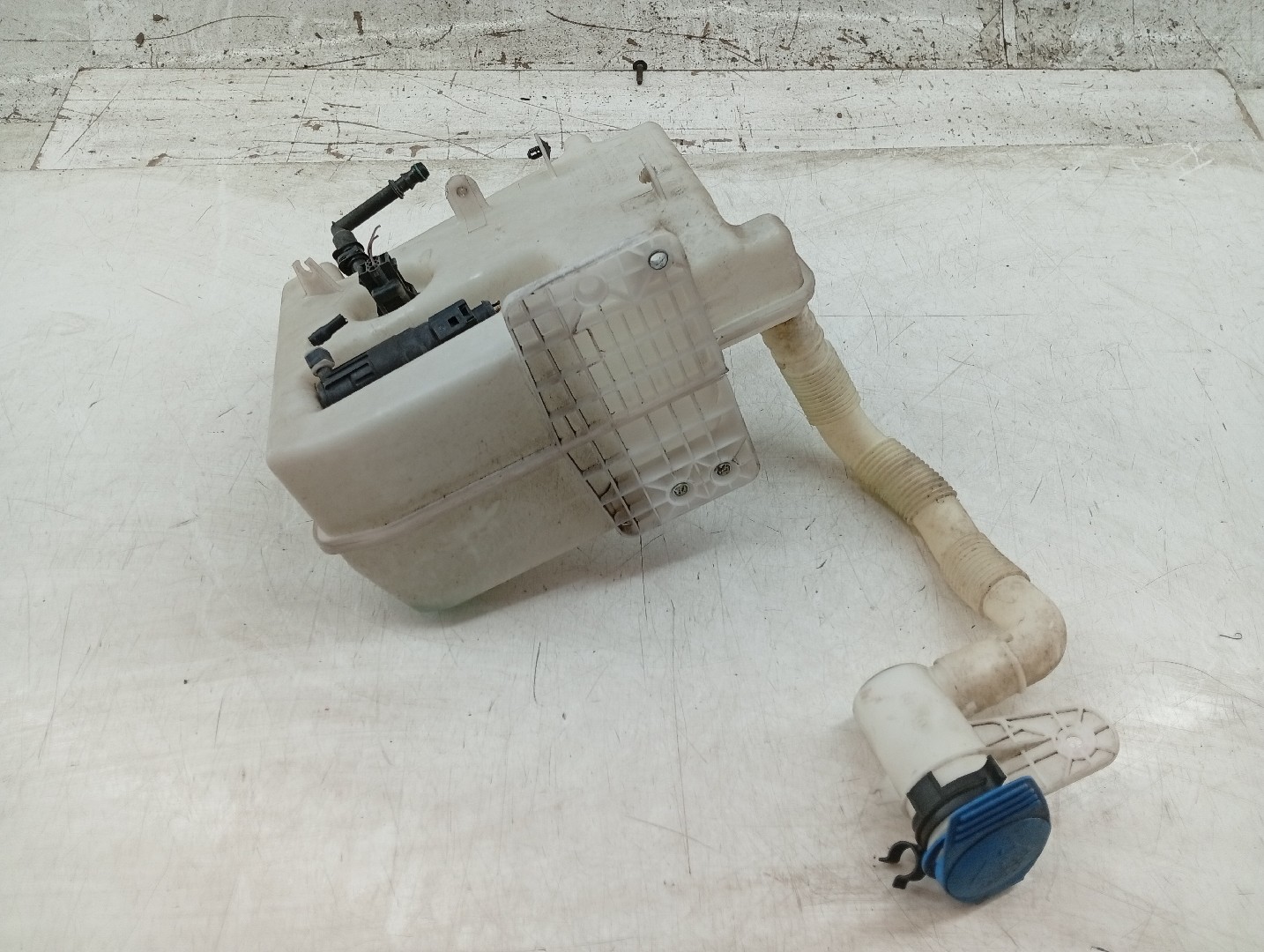 Reservatório de água do limpa para-brisas VOLKSWAGEN EOS (1F7, 1F8) | 06 - 15