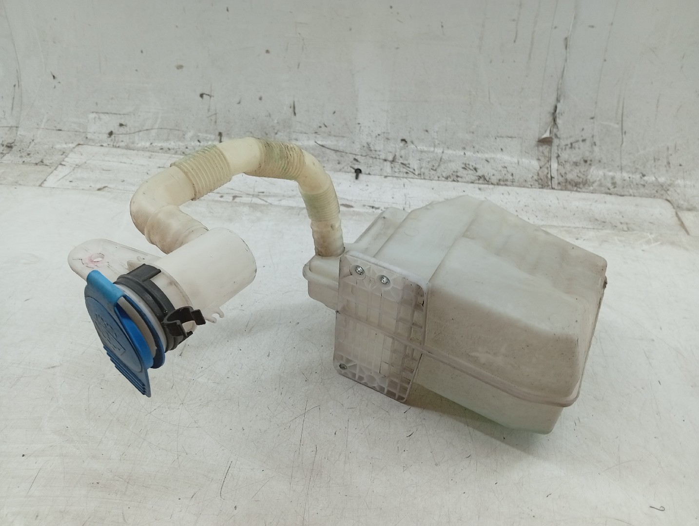 Reservatório de água do limpa para-brisas VOLKSWAGEN EOS (1F7, 1F8) | 06 - 15 Imagem-4