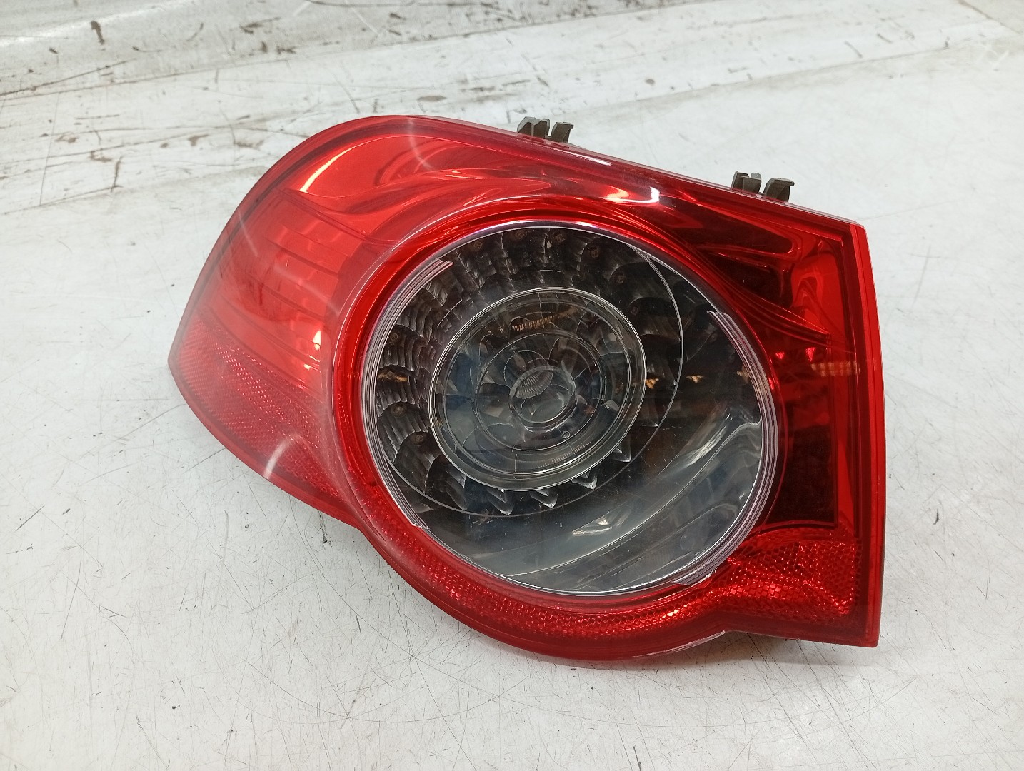 Farolim Stop Esquerdo VOLKSWAGEN EOS (1F7, 1F8) | 06 - 15 Imagem-3