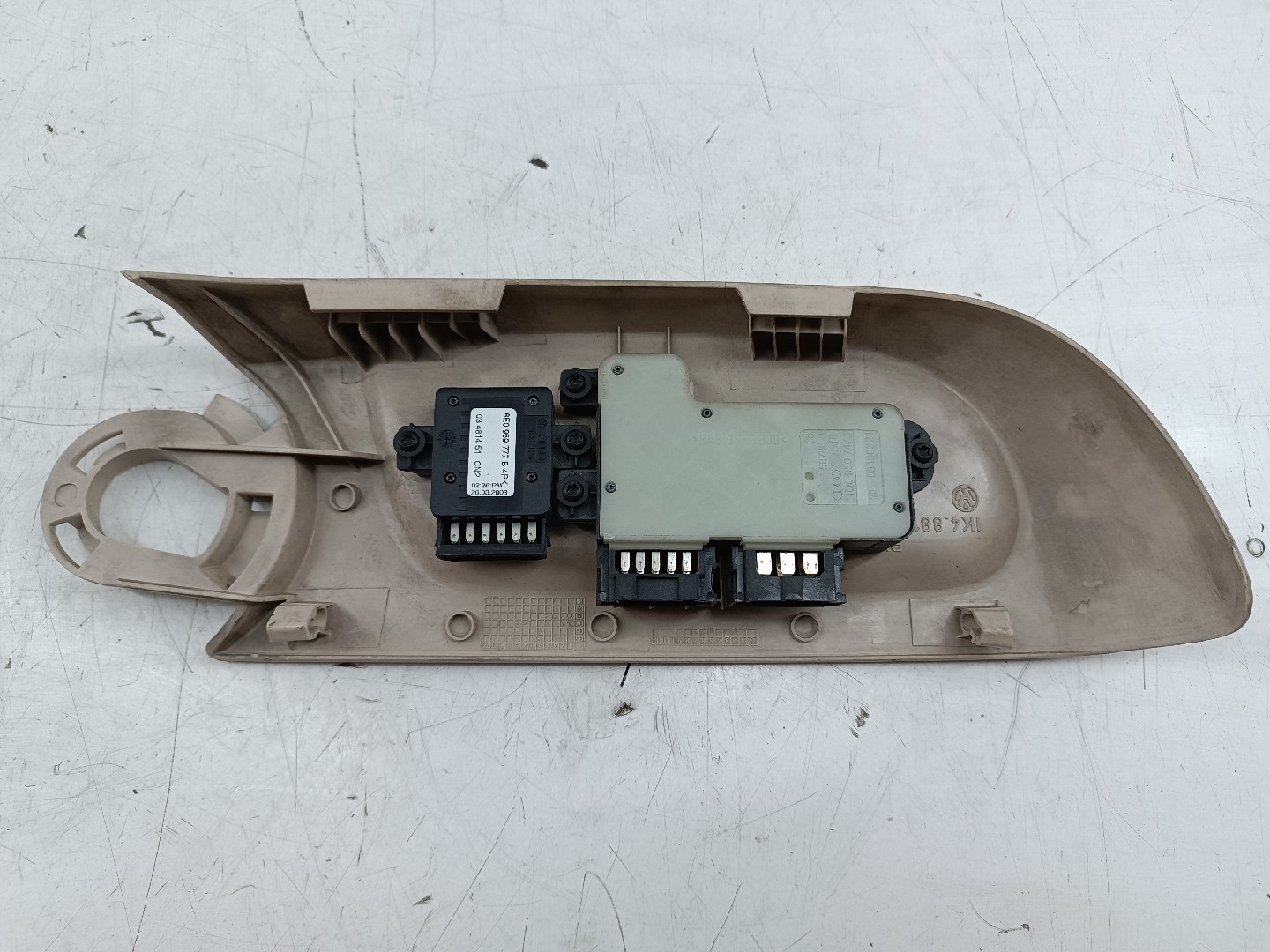 Acabamento de Bancos VOLKSWAGEN EOS (1F7, 1F8) | 06 - 15