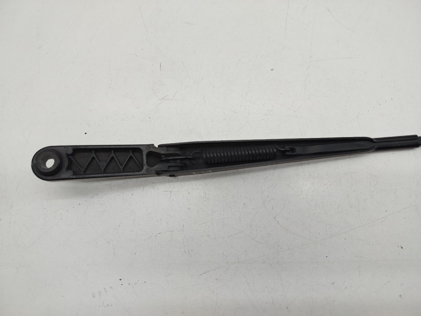 Braços das escovas frente AUDI A1 Sportback (8XA, 8XF) | 11 - 18 Imagem-1