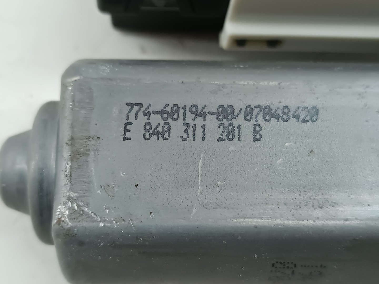 Motor de vidro frente direito VOLKSWAGEN EOS (1F7, 1F8) | 06 - 15 Imagem-1