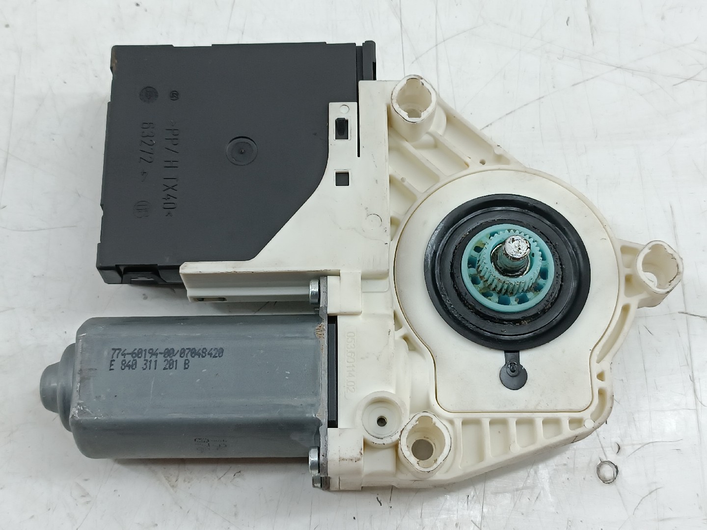 Motor de vidro frente direito VOLKSWAGEN EOS (1F7, 1F8) | 06 - 15