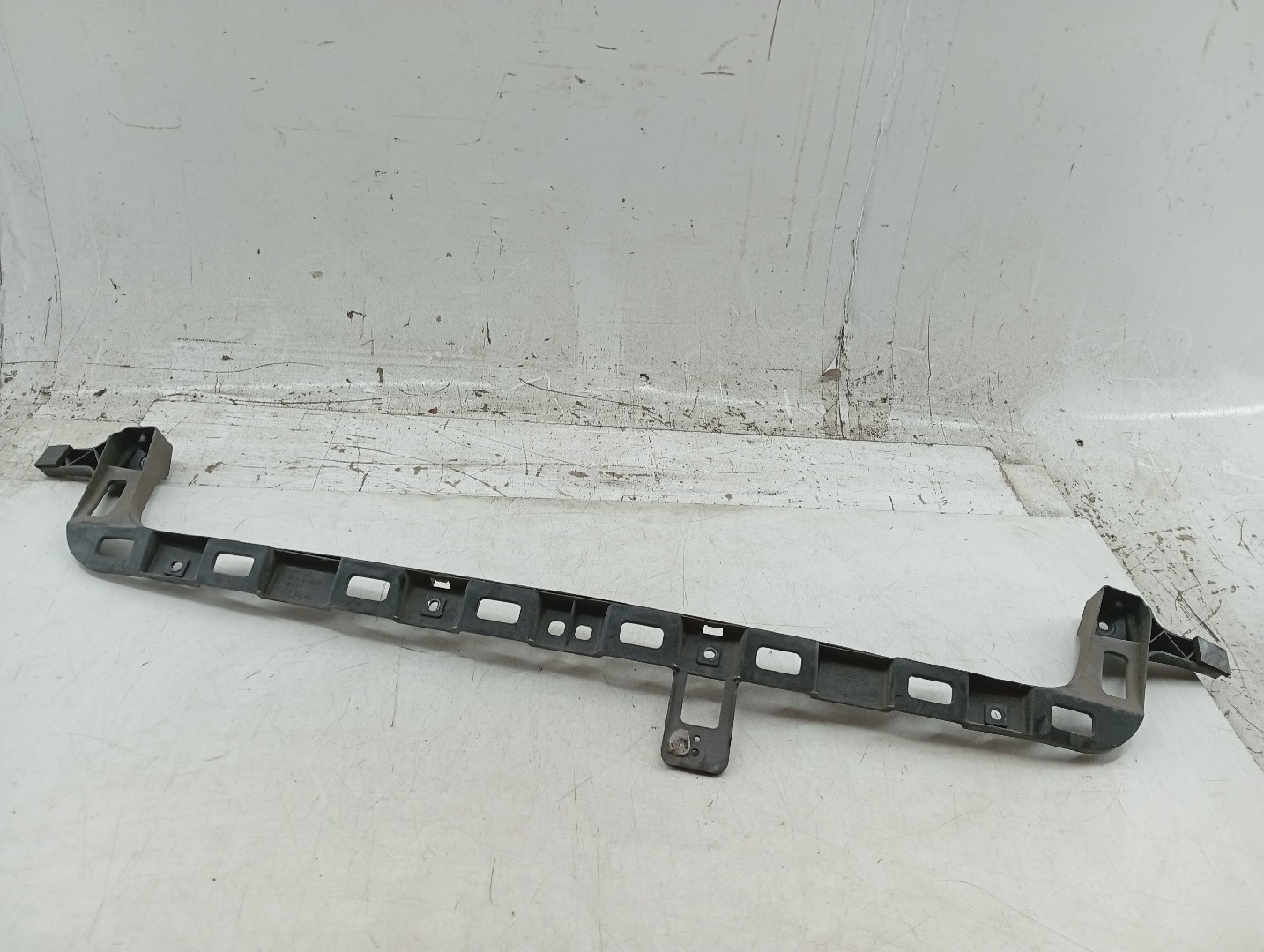 Guia central de para-choques VOLKSWAGEN EOS (1F7, 1F8) | 06 - 15 Imagem-2