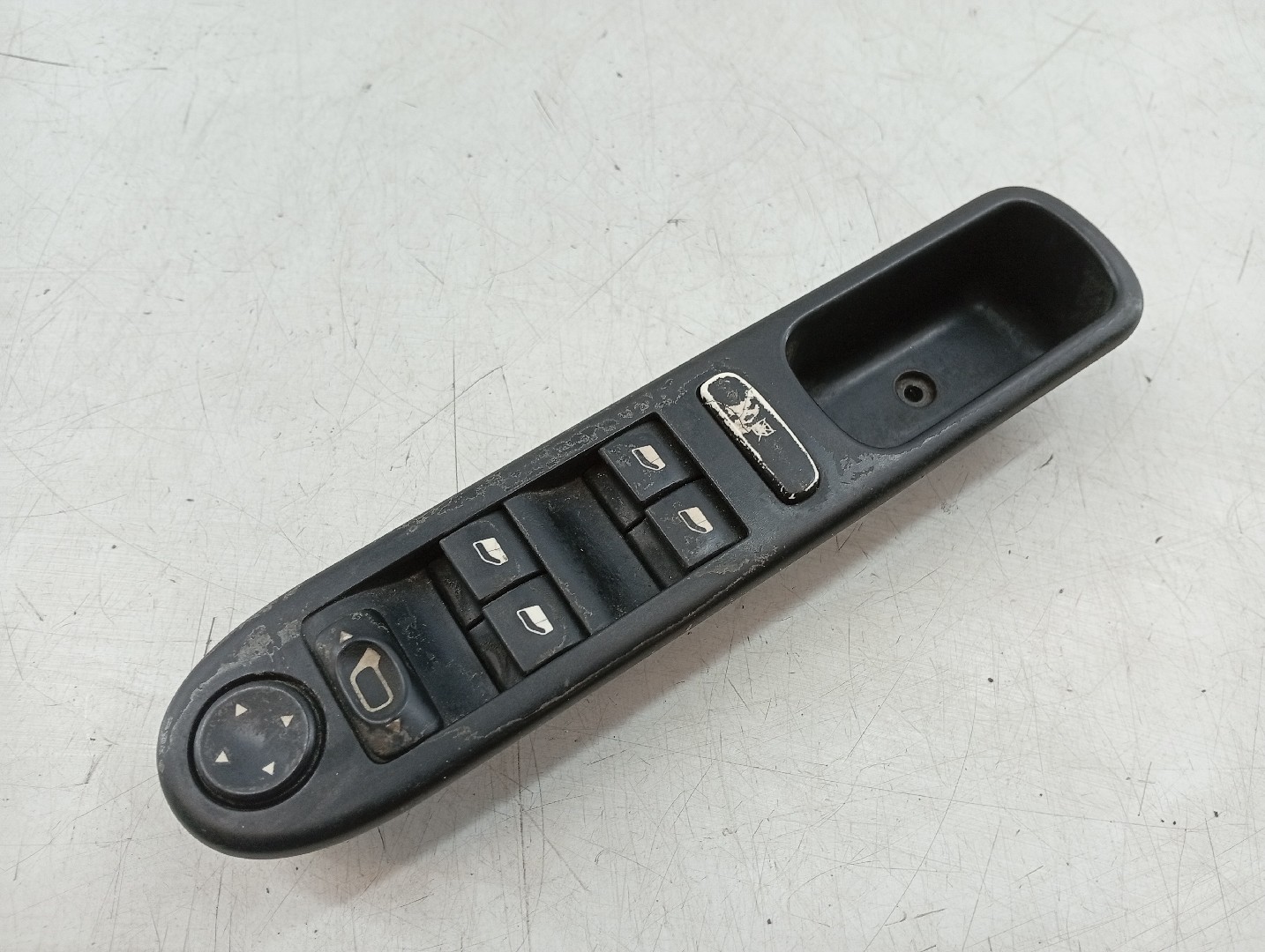 Comutador de vidro frente esquerdo PEUGEOT 307 Break (3E) | 02 - 09 Imagem-4