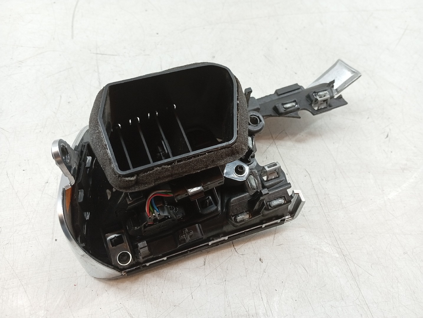 Difusor de ar PORSCHE PANAMERA (971) | 16 -  Imagem-4