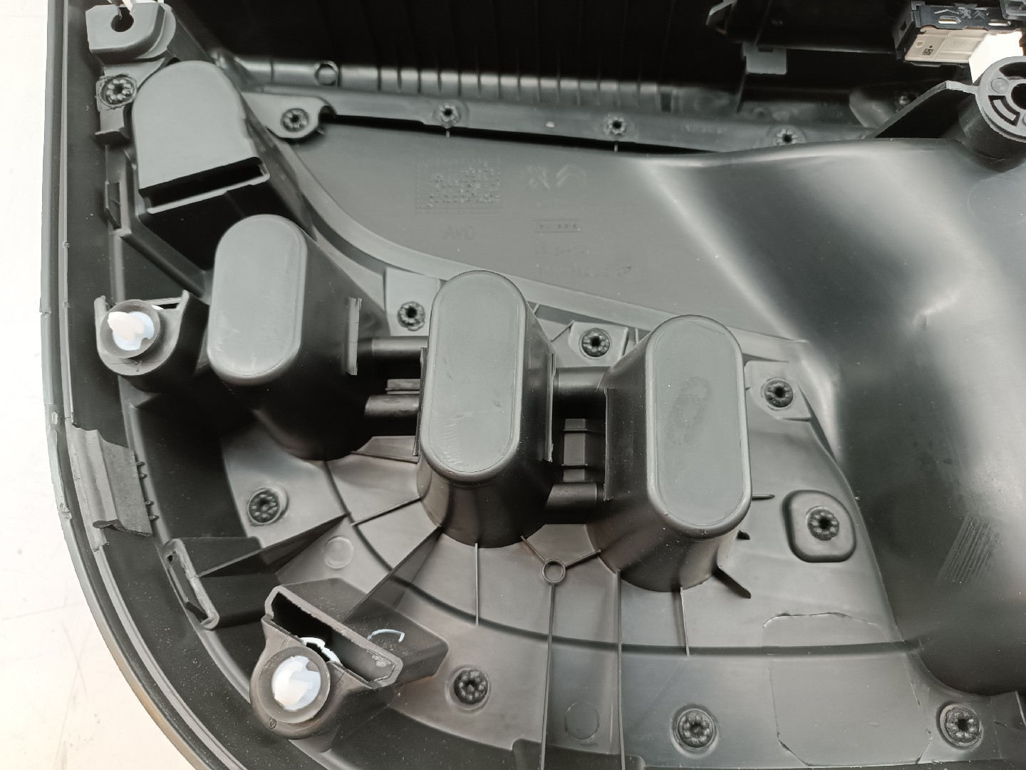 Quartela de porta frente direita PEUGEOT 308 II | 13 -  Imagem-1