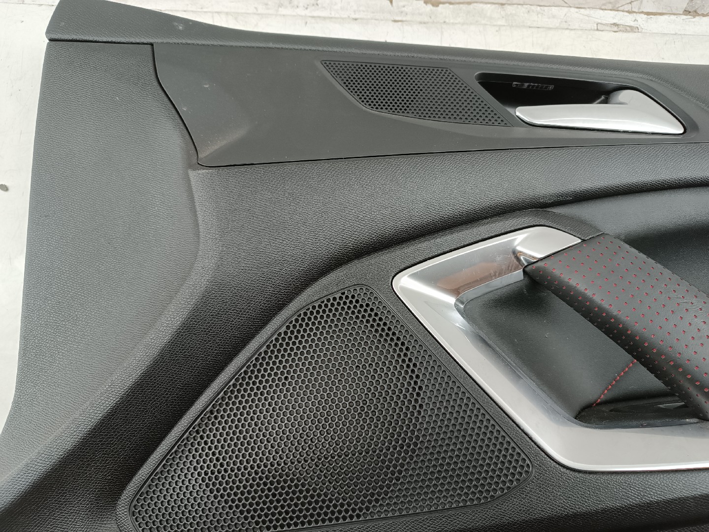 Quartela de porta frente direita PEUGEOT 308 II | 13 -  Imagem-6