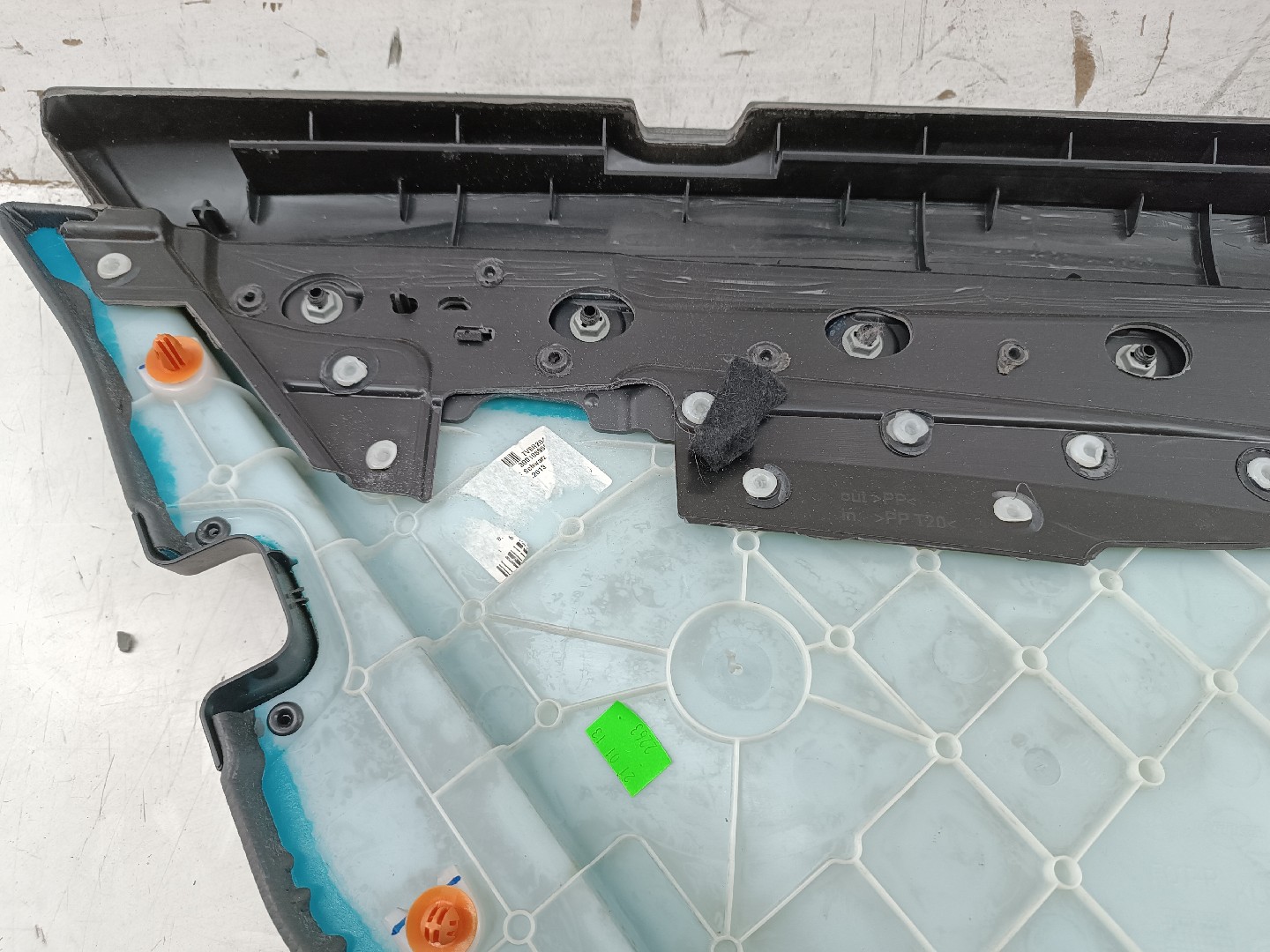 Quartela / forra Porta Tras Direito MERCEDES-BENZ C-CLASS (W204) | 07 - 15 Imagem-4