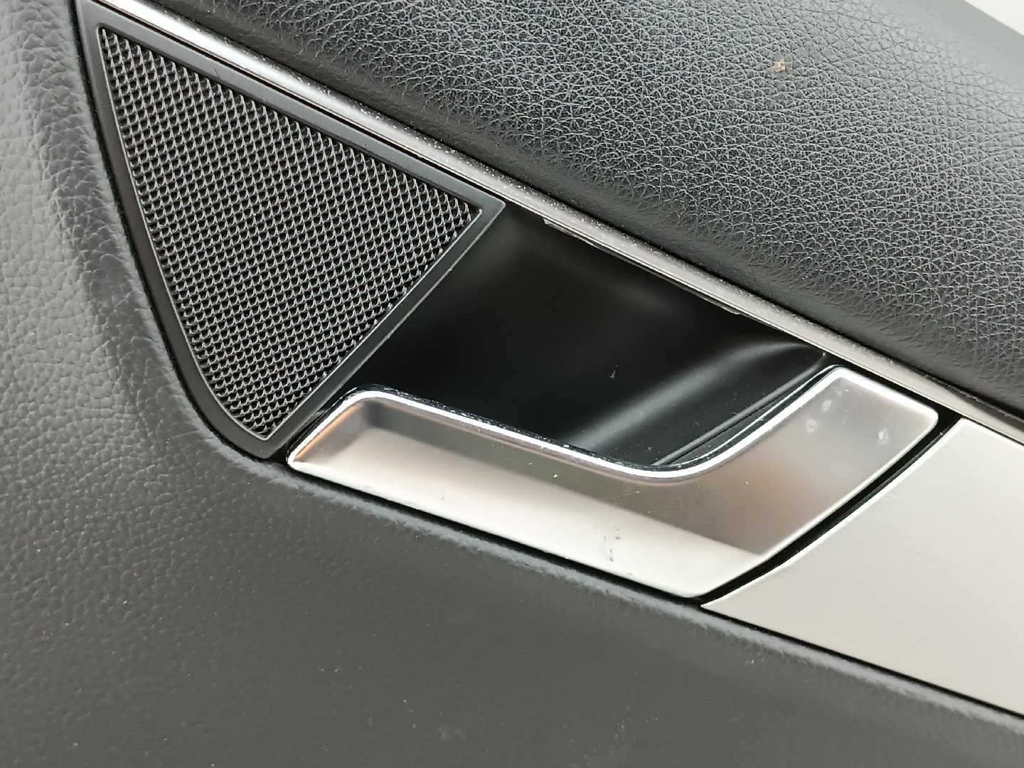 Quartela / forra Porta Tras Direito MERCEDES-BENZ C-CLASS (W204) | 07 - 15 Imagem-7