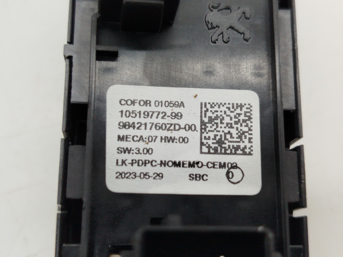 Comutador de vidro frente esquerdo CITROEN C3 AIRCROSS II (2R_, 2C_) | 17 -  Imagem-5