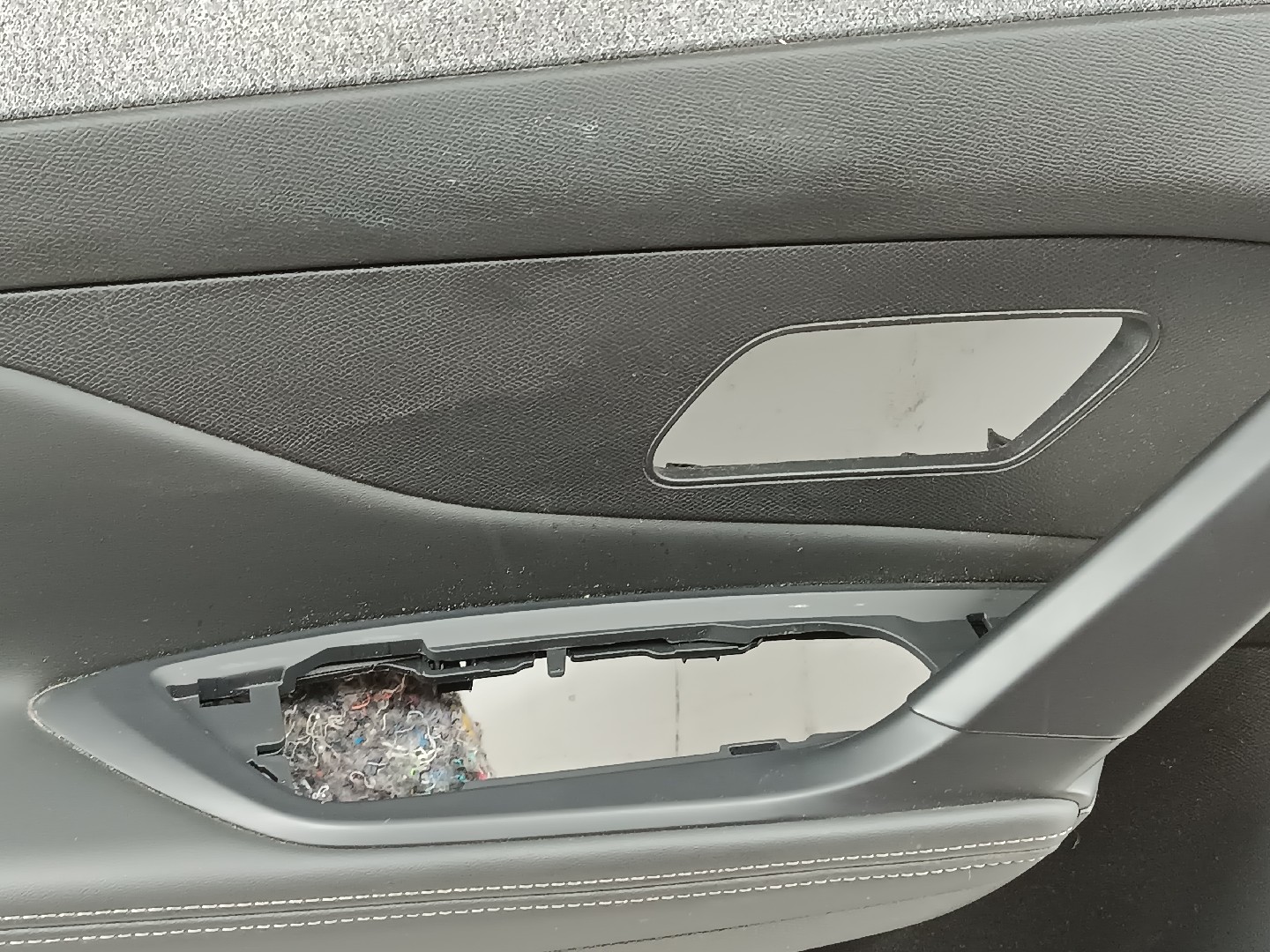 Quartela frente esquerdo PEUGEOT 308 III Imagem-10