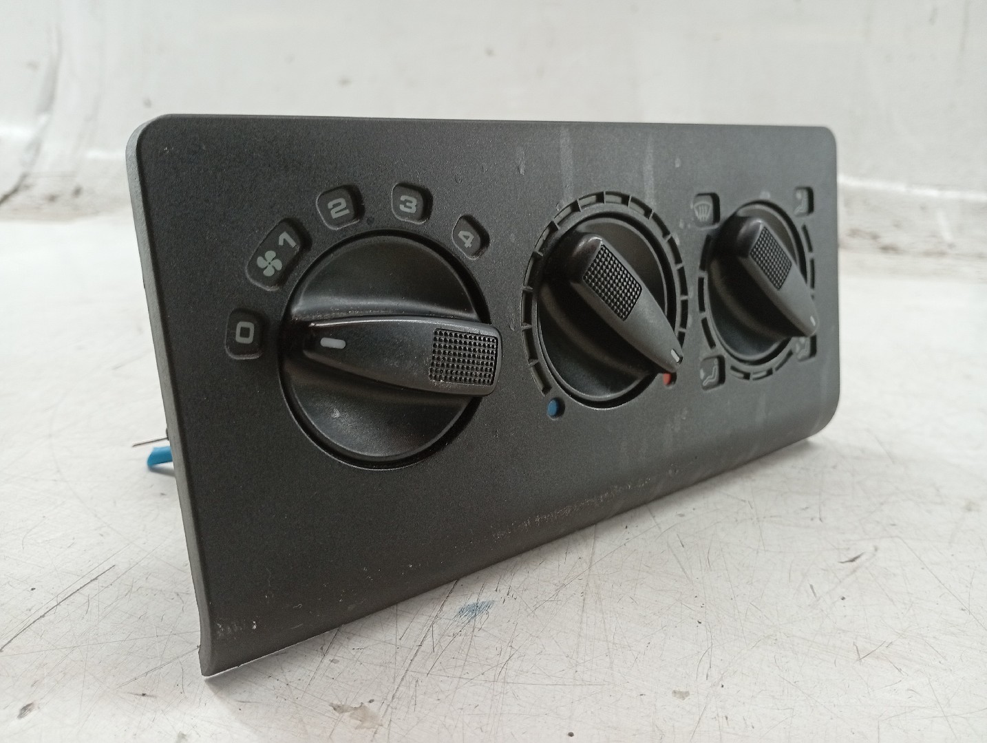 Comando da Sofagem VOLKSWAGEN POLO (6N1) | 94 - 99 Imagem-4