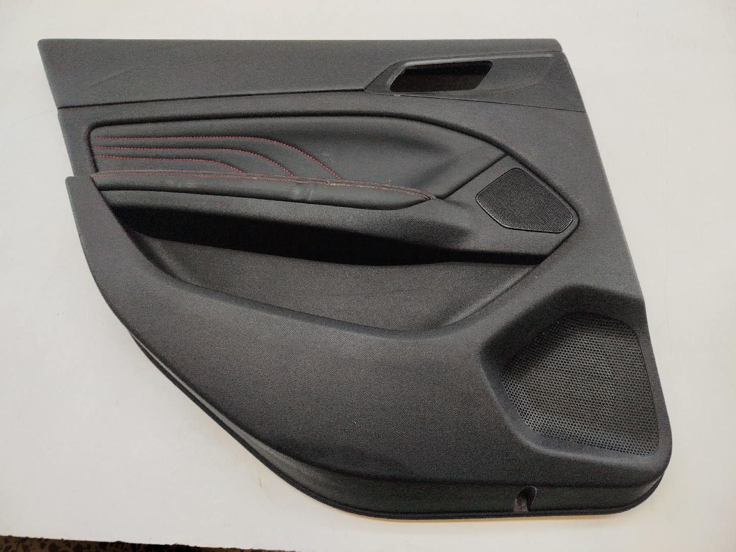 Quartela de porta trás esquerda PEUGEOT 308 II | 13 -  Imagem-4