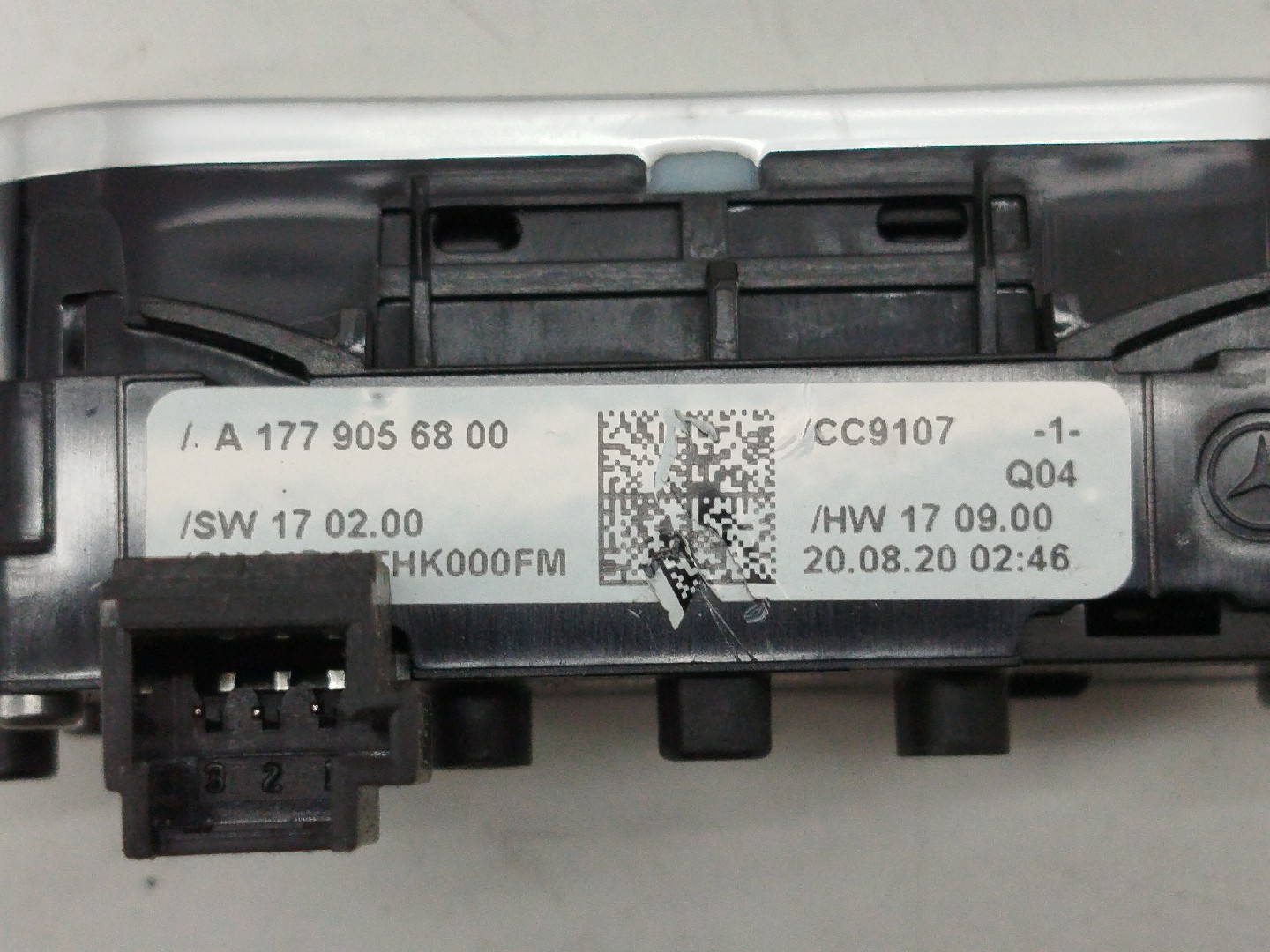 Regulador de aquecimento de banco MERCEDES-BENZ A-CLASS (W177) | 18 -  Imagem-1