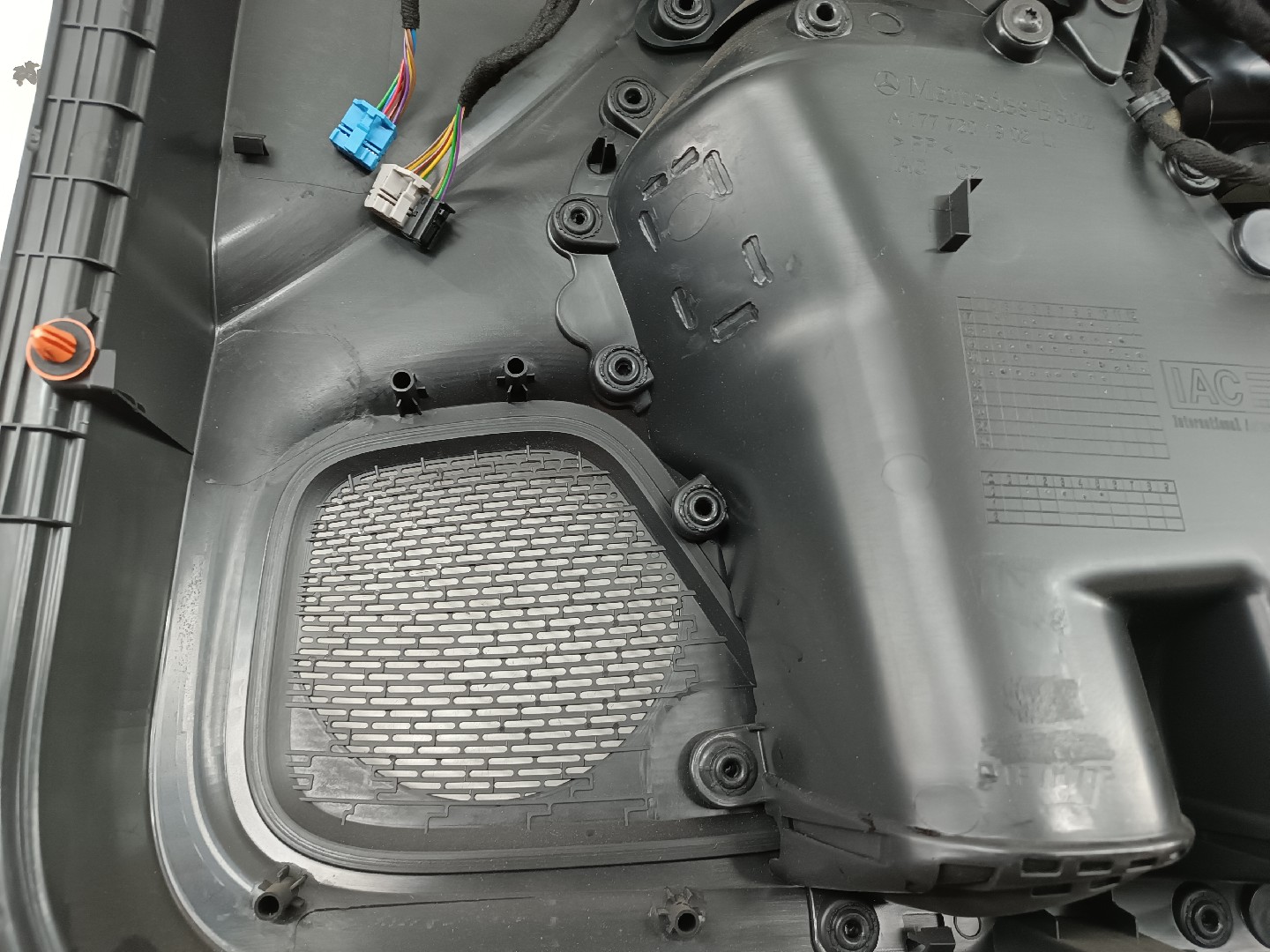 Quartela de porta frente esquerda MERCEDES-BENZ A-CLASS (W177) | 18 -  Imagem-1