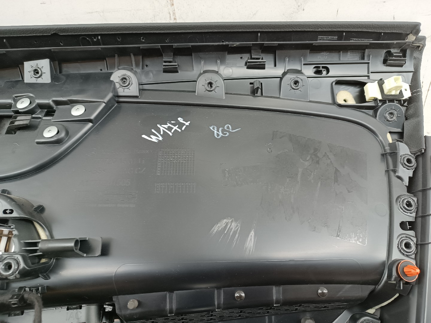 Quartela de porta frente esquerda MERCEDES-BENZ A-CLASS (W177) | 18 -  Imagem-4