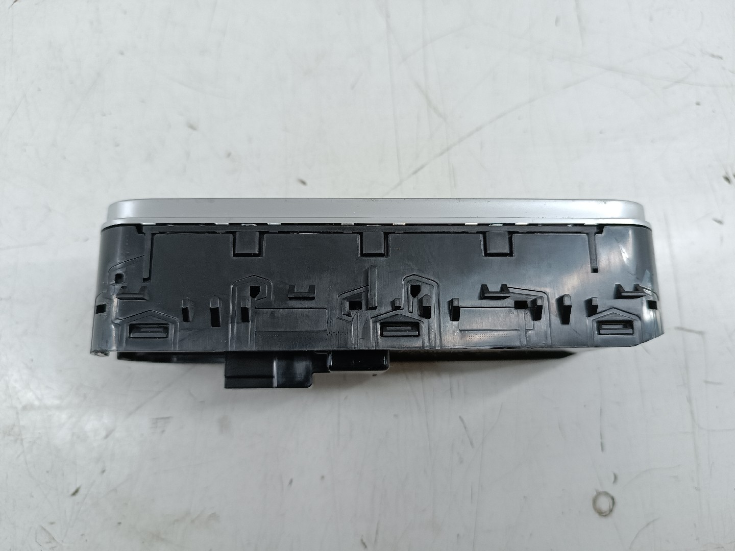 Comutador de vidro frente esquerdo MERCEDES-BENZ A-CLASS (W177) | 18 -  Imagem-2