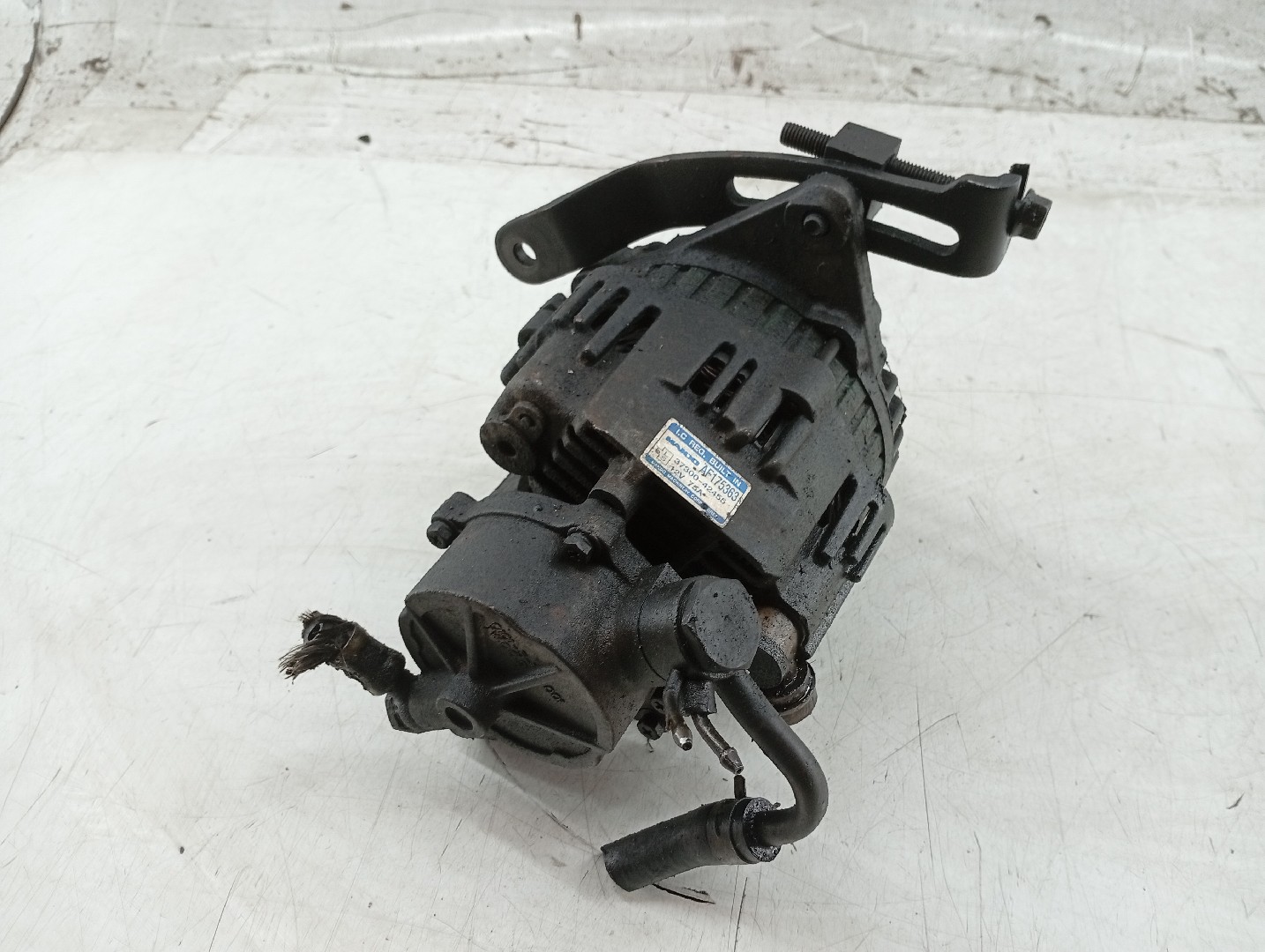 Alternador HYUNDAI H-1 / STAREX Veículo multiuso (A1) | 97 -  Imagem-1