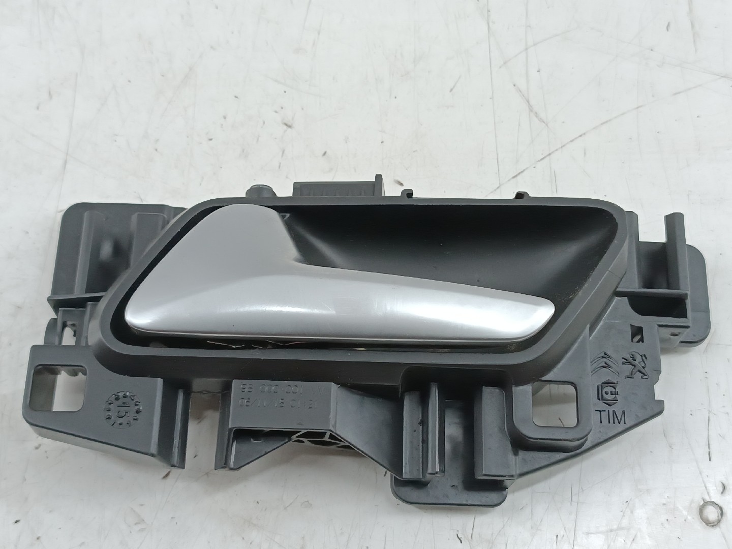 Puxador Interior Porta Tras Esquerdo PEUGEOT 308 SW II | 14 -  Imagem-4