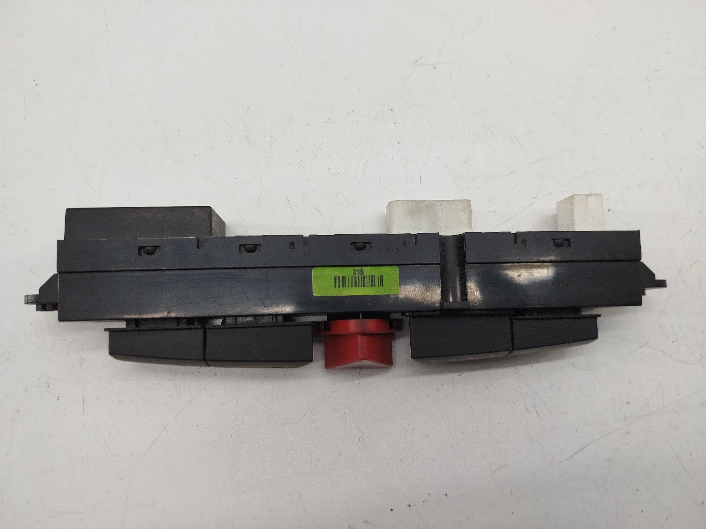 Interruptor 4 piscas KIA CEED Hatchback (ED) | 06 - 12 Imagem-1