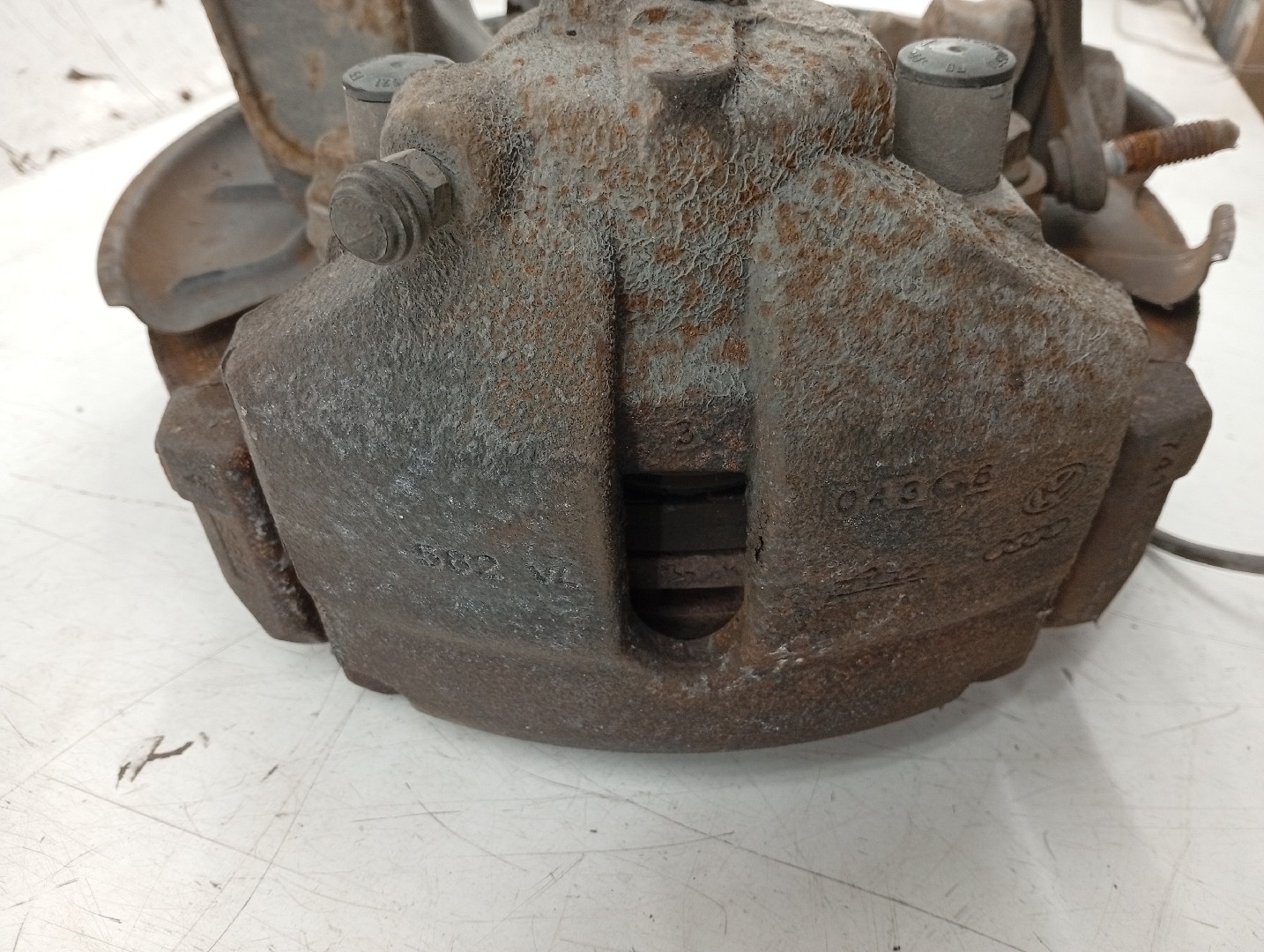 Manga de eixo frente direita VOLKSWAGEN EOS (1F7, 1F8) | 06 - 15 Imagem-3