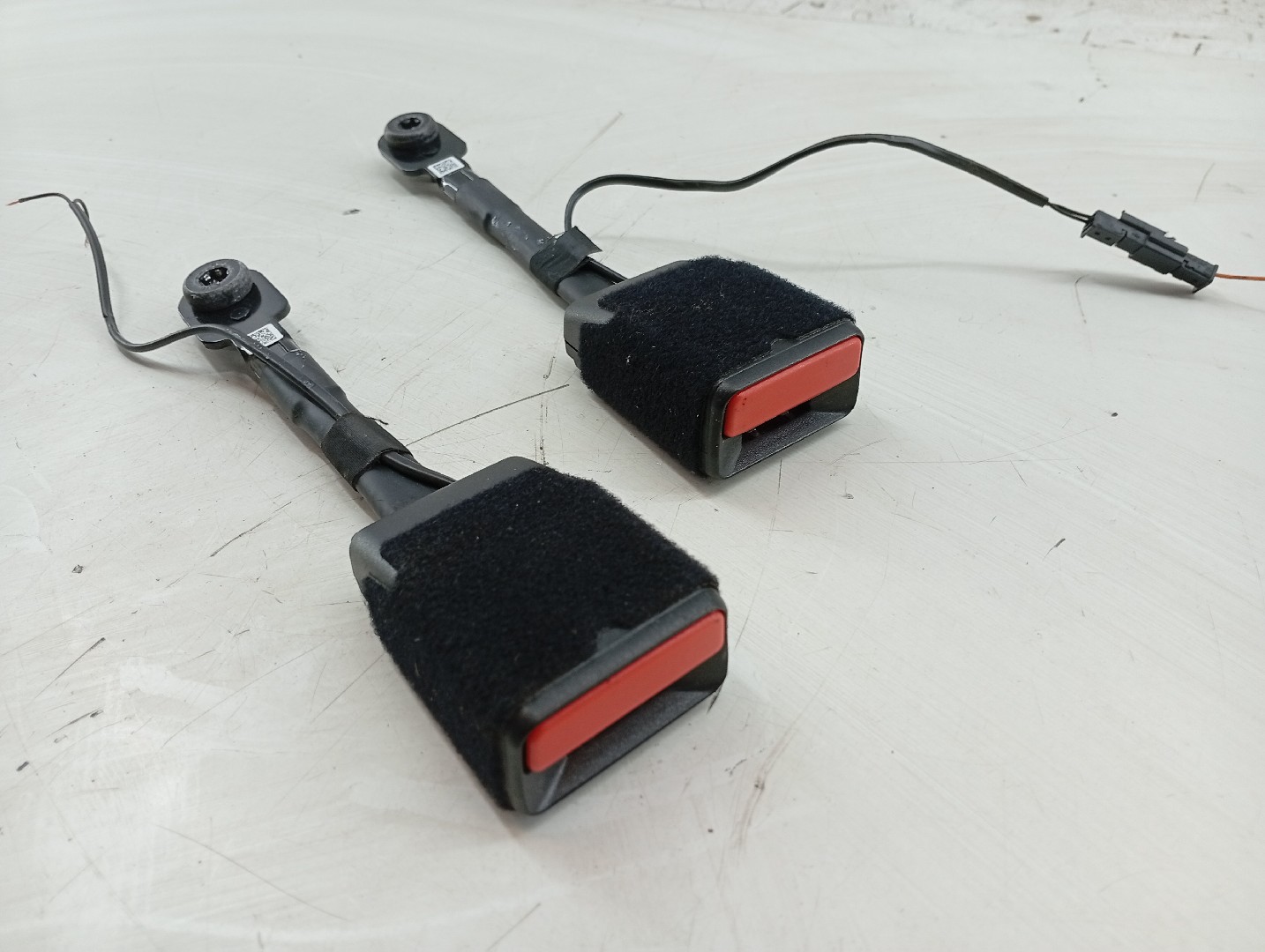 Encaixe do cinto OPEL CROSSLAND X (P17) | 17 - 