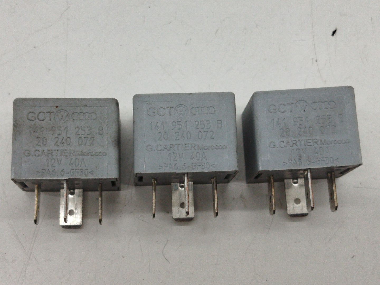 Relés VOLKSWAGEN EOS (1F7, 1F8) | 06 - 15 Imagem-3