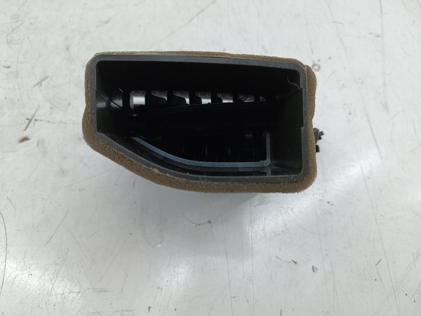 Difusor de ar esquerdo OPEL ASTRA K (B16) | 15 -  Imagem-3