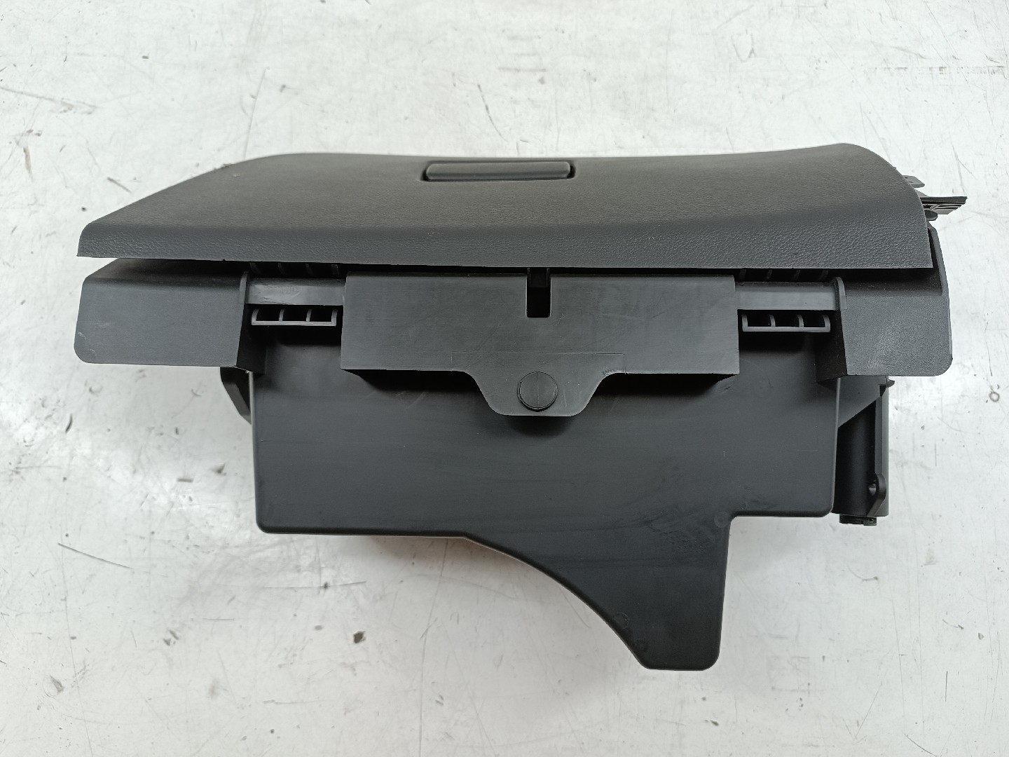 Porta luvas OPEL ASTRA K (B16) | 15 - 