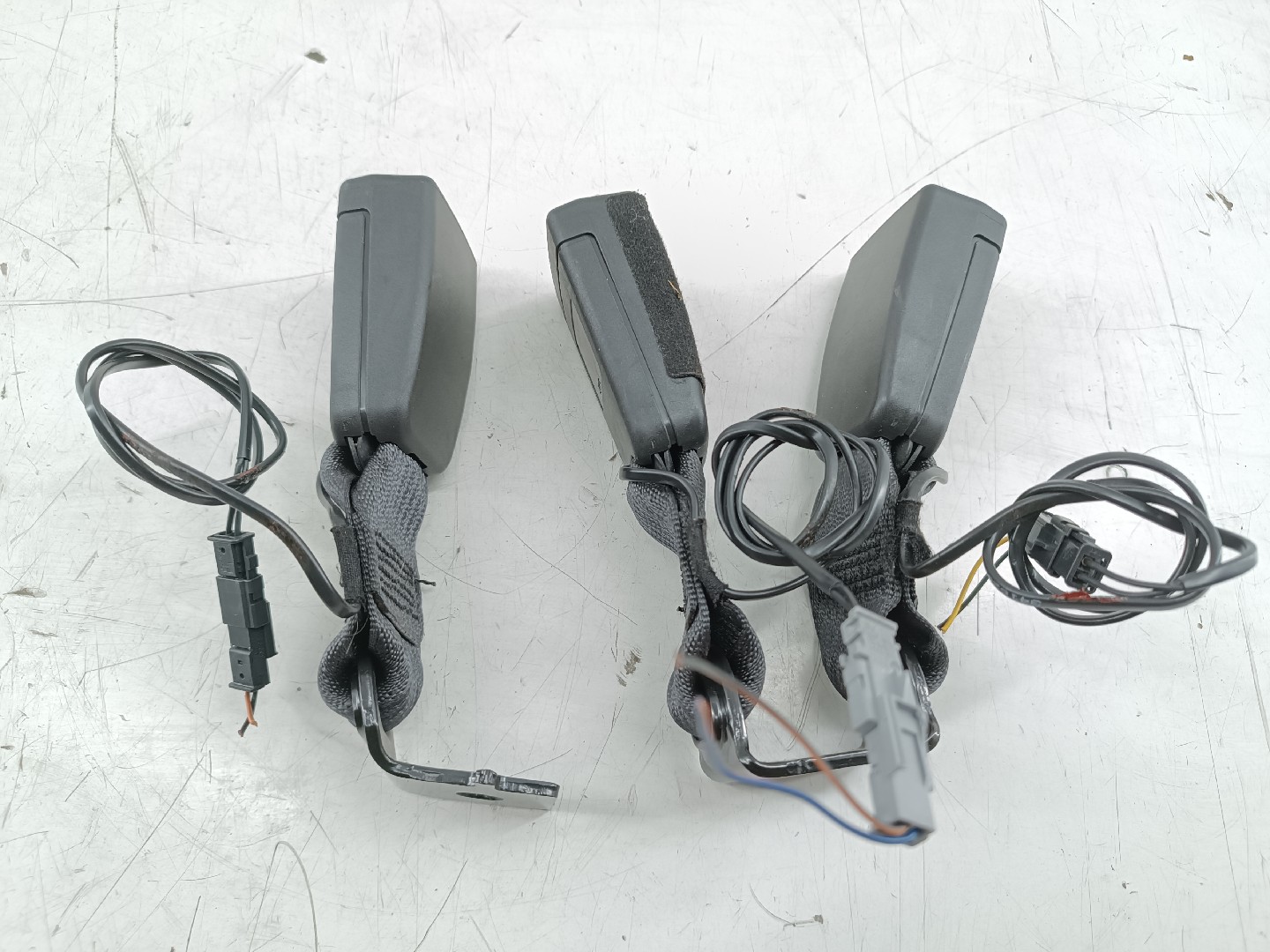 Encaixe cinto traseiro OPEL ASTRA K (B16) | 15 - 