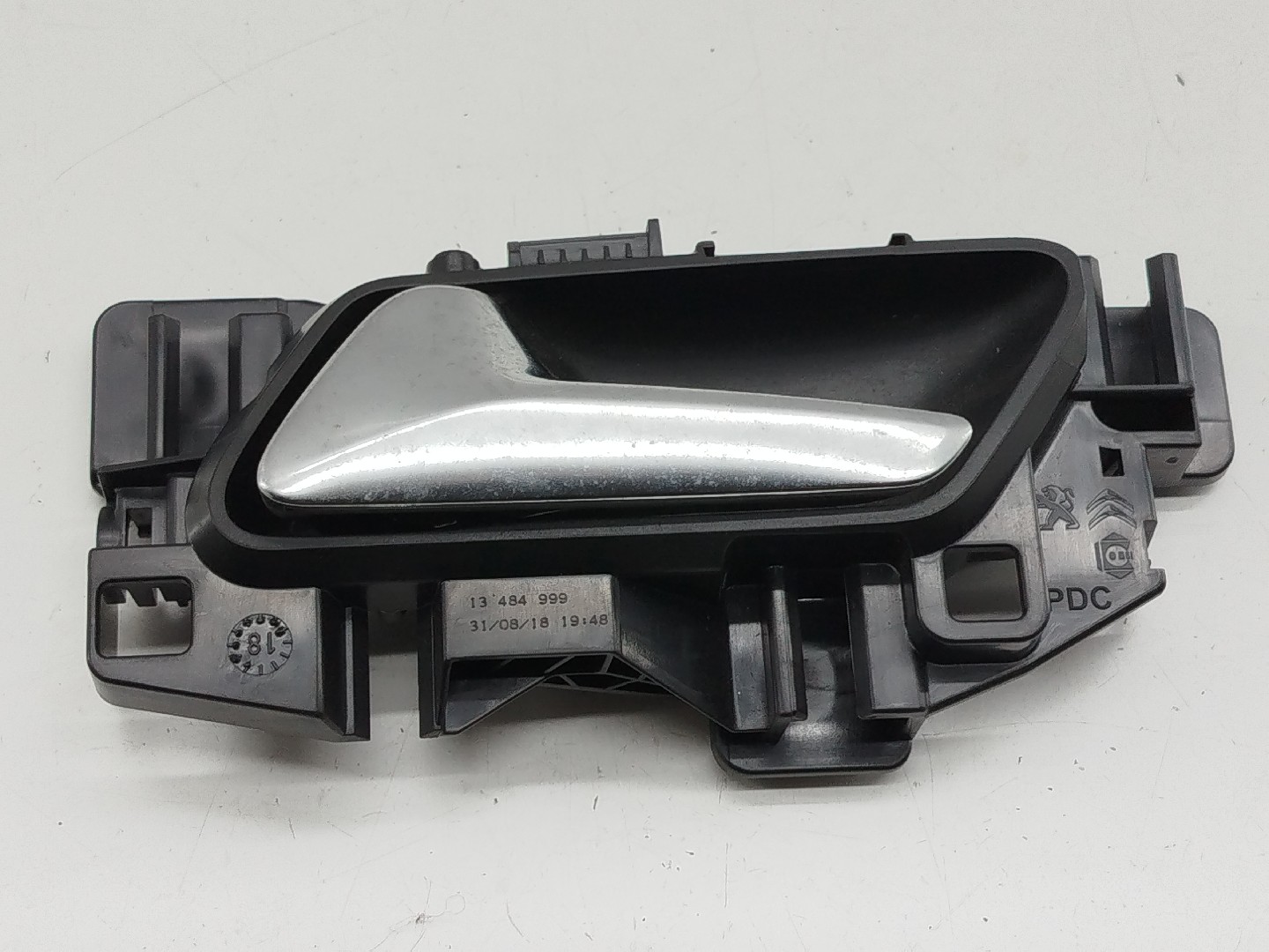 Puxador interior de porta traseira esquerda OPEL CROSSLAND X (P17) | 17 -  Imagem-4