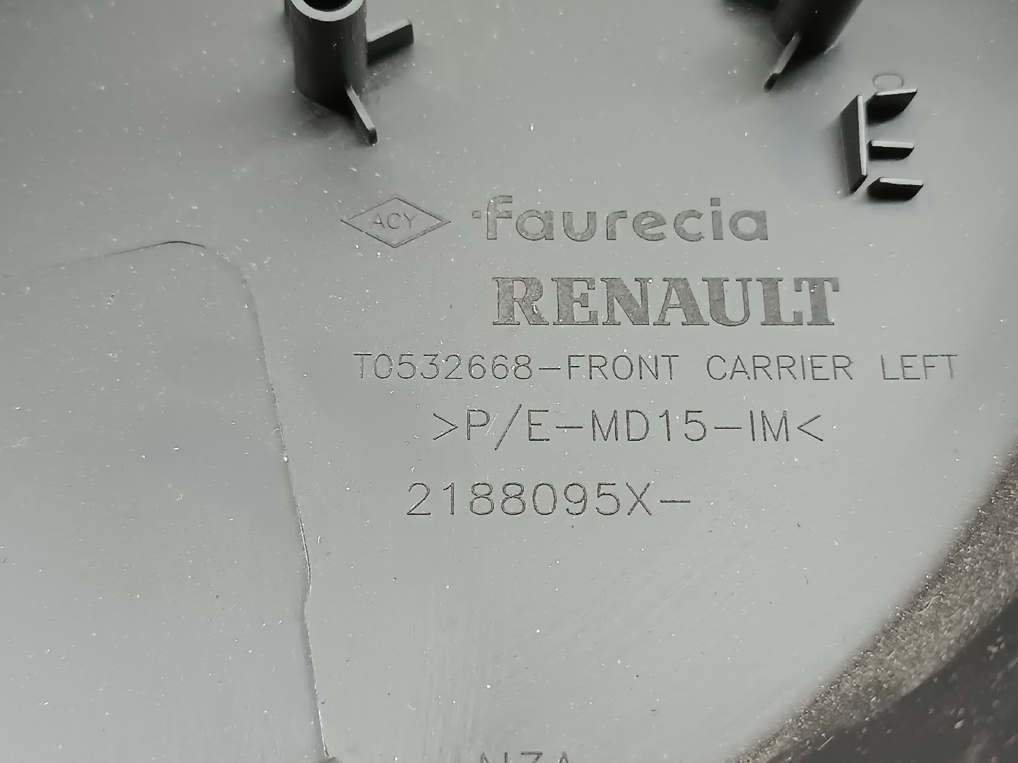 Quartela de porta frente esquerda RENAULT CLIO V (BF_) | 19 -  Imagem-2