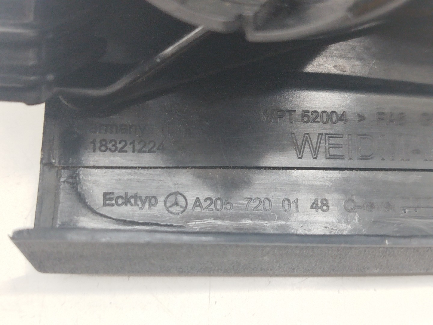 Capa de Coluna de Som MERCEDES-BENZ C-CLASS (W205) | 13 -  Imagem-2