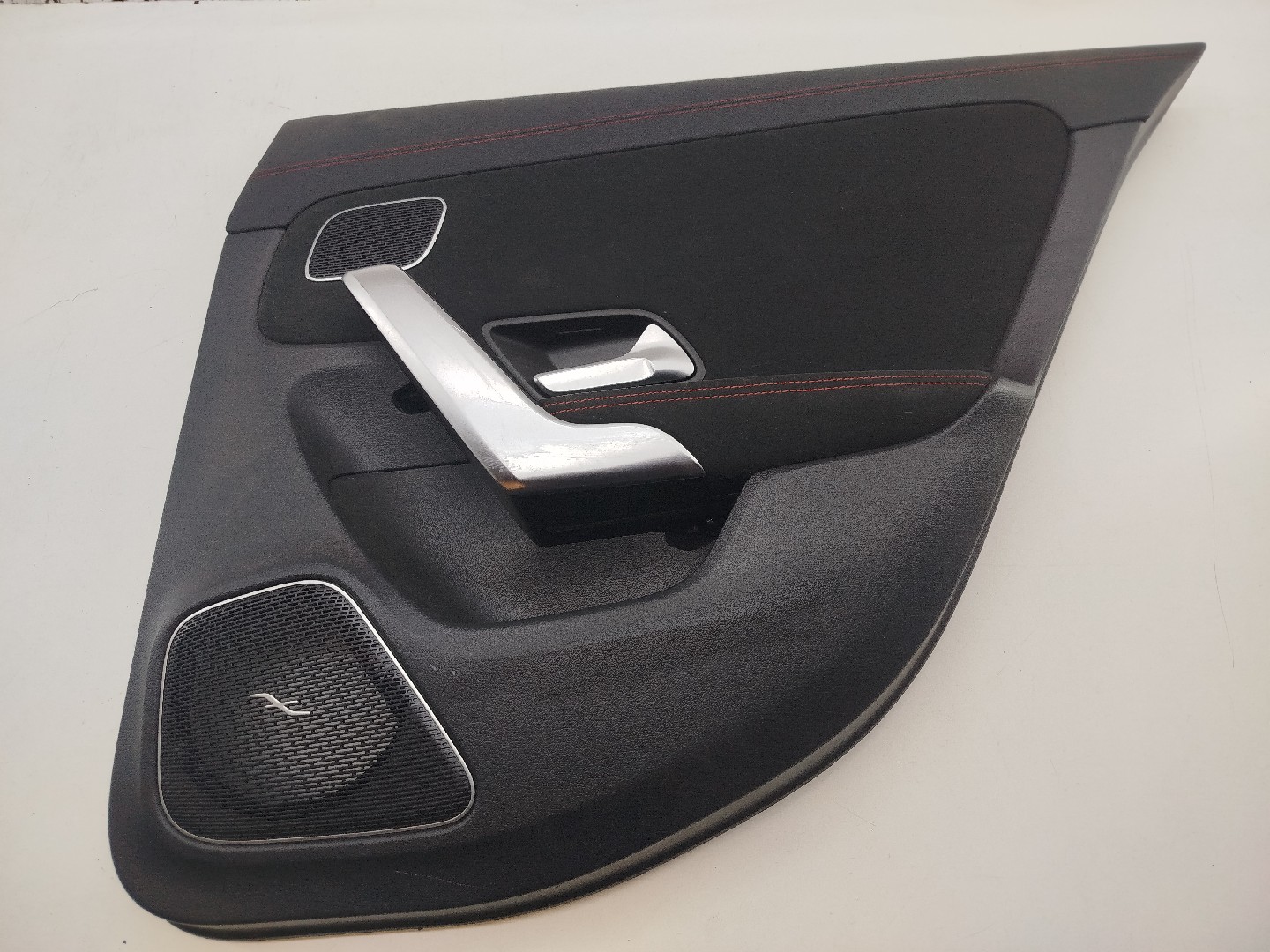 Quartela de porta trás direita MERCEDES-BENZ CLA (C118) | 19 - 